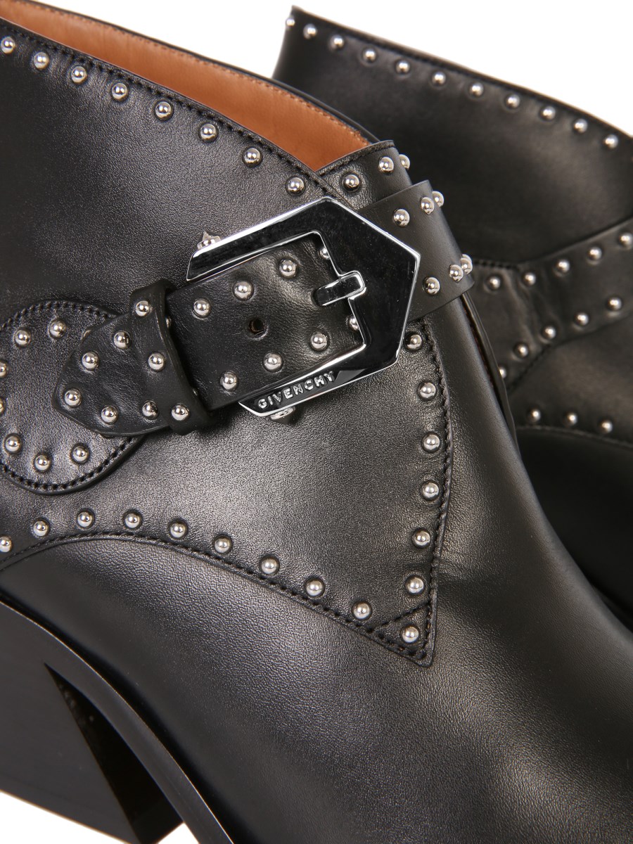 Givenchy elegant studded hot sale leather ankle boots