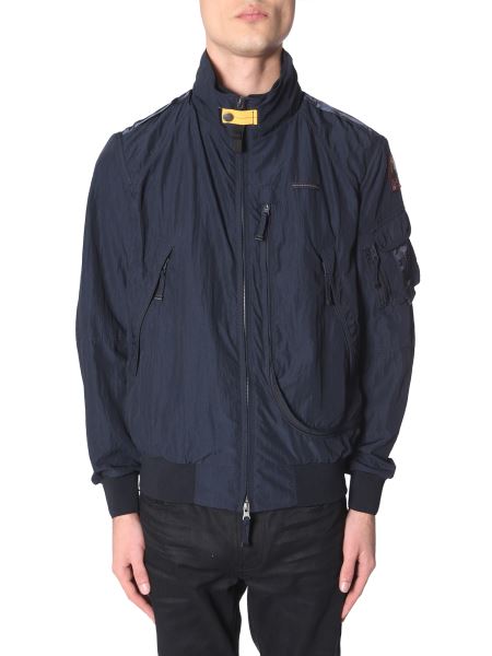 parajumpers fire bomber