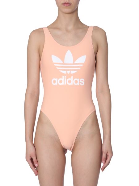 adidas costume intero