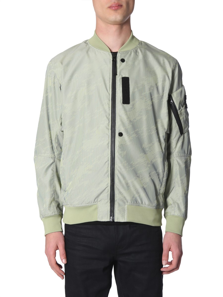 Stone island outlet shadow bomber jacket