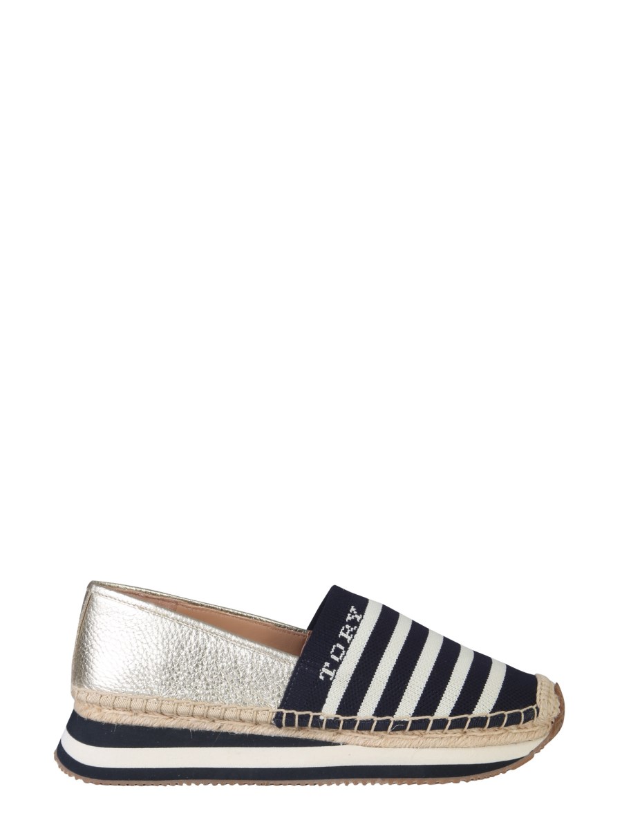 Daisy slip on hot sale sneakers tory burch