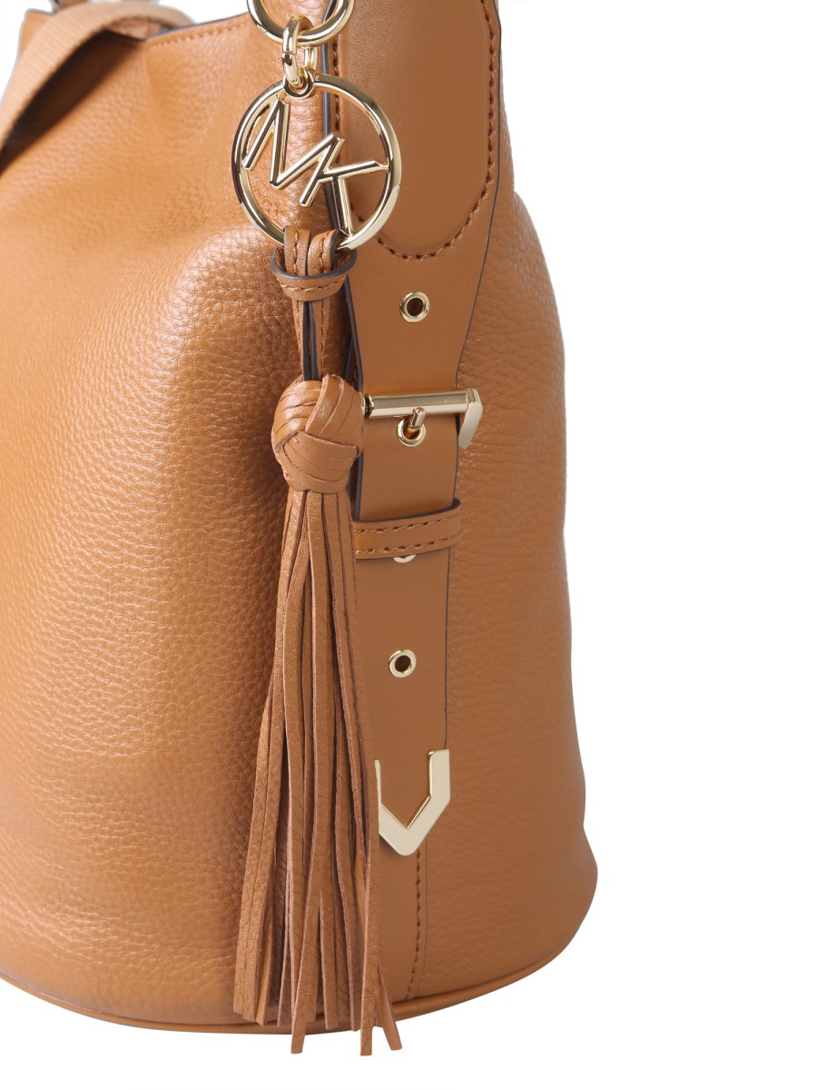 MICHAEL BY MICHAEL KORS BROOKE LEATHER BUCKET BAG Eleonora Bonucci