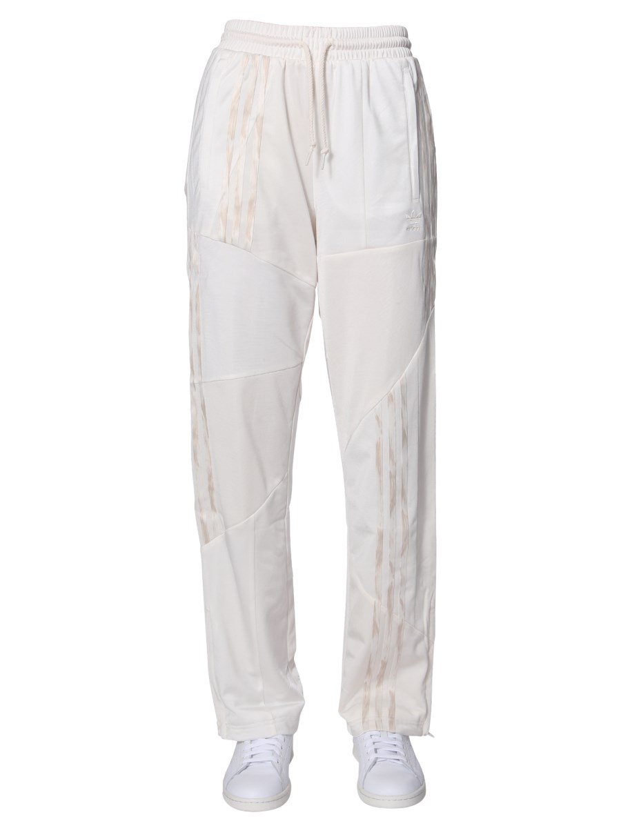 ADIDAS ORIGINALS BY DANIELLE CATHARI JOGGING PANTS WITH THREE DESTRUCTURED STRIPES Eleonora Bonucci