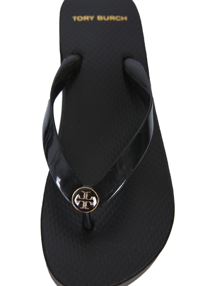 TORY BURCH - FLIP FLOPS WITH CARVED WEDGE - Eleonora Bonucci