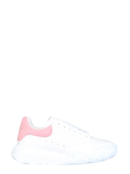 oversized court trainer
