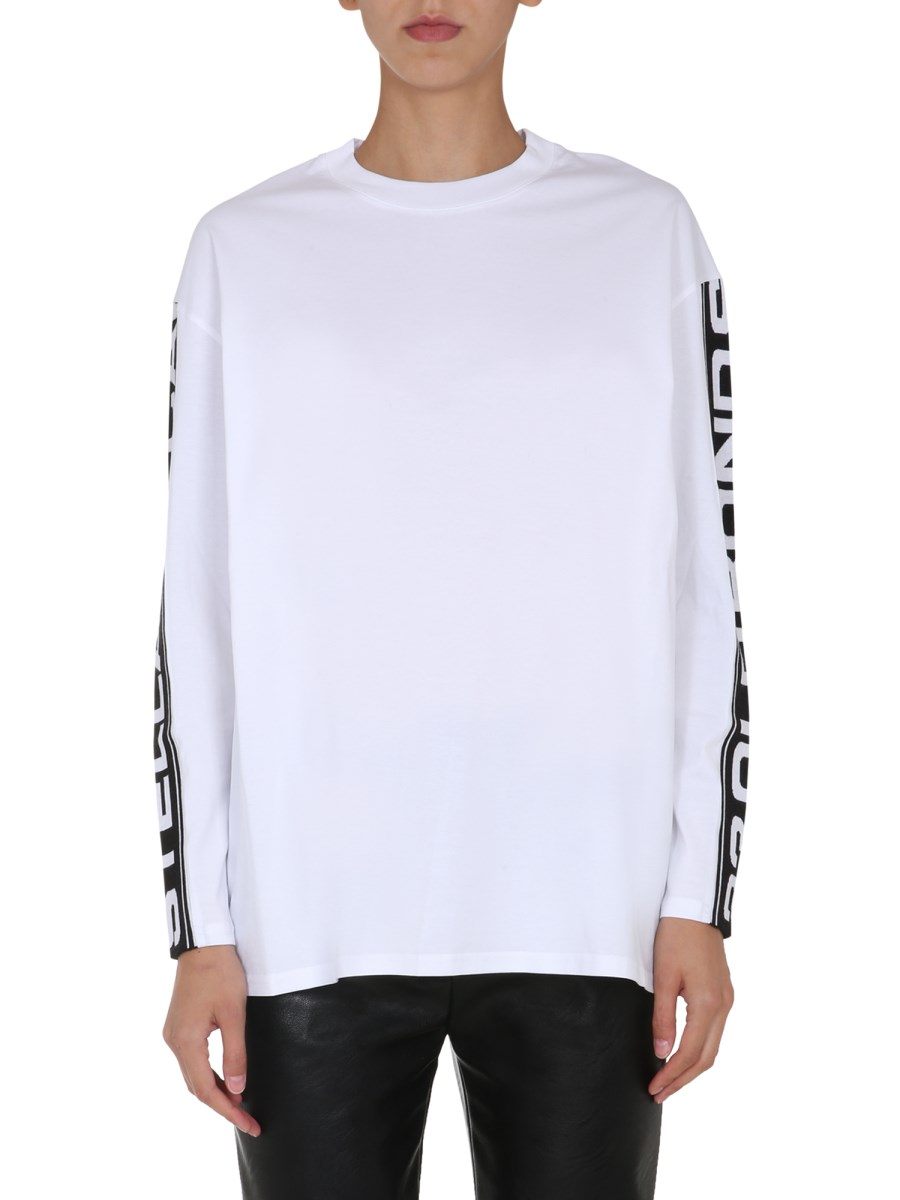 STELLA McCARTNEY T-SHIRT GIROCOLLO IN COTONE CON BANDA "23 OLD BOND"