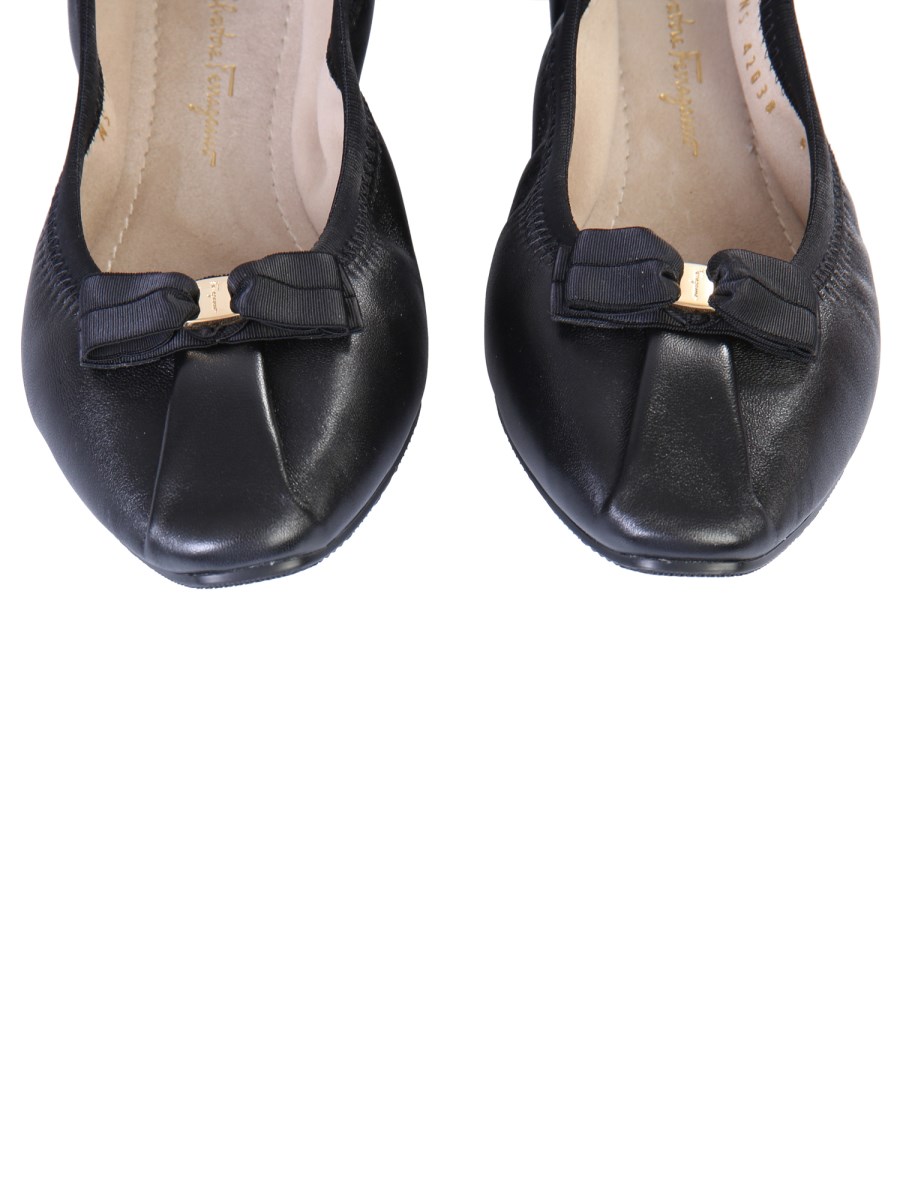 Ferragamo foldable outlet flats