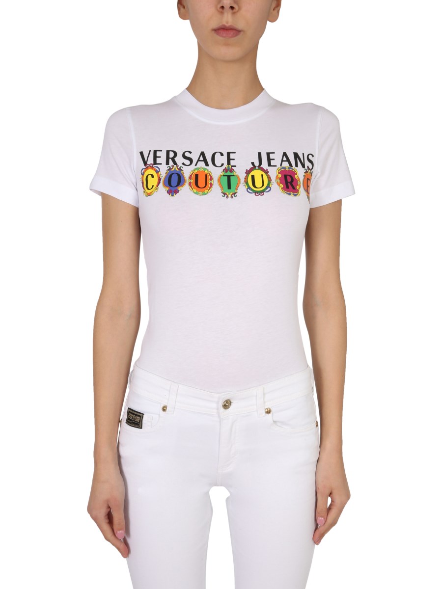 Versace jeans best sale white t shirt