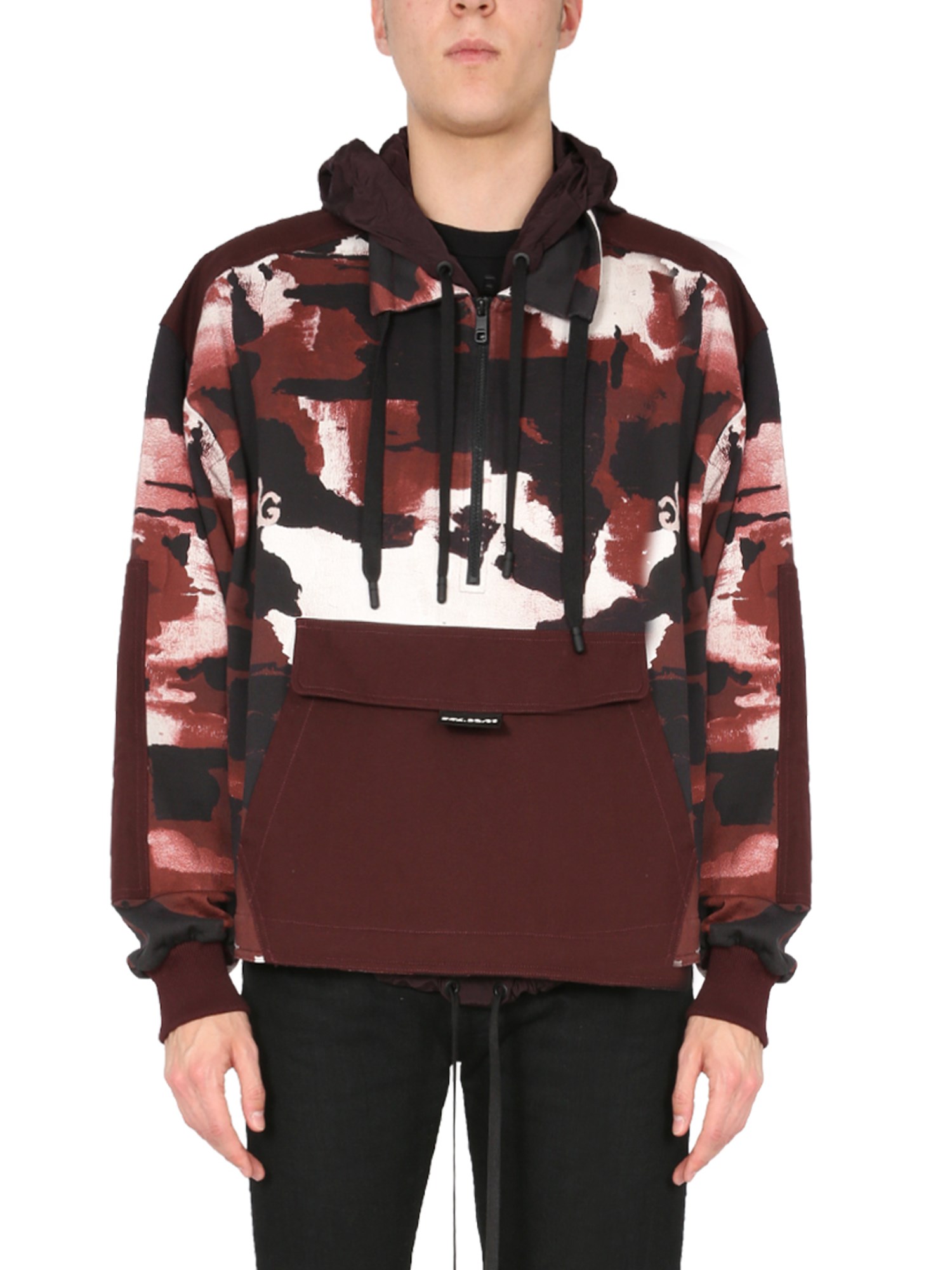 dolce & gabbana camouflage print sweatshirt