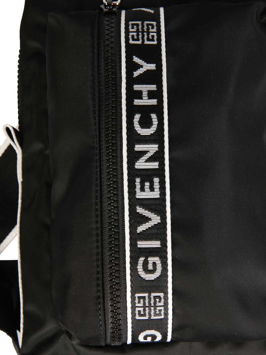 GIVENCHY - NYLON SHOULDER BAG WITH LOGO - Eleonora Bonucci GIVENCHY - NYLON SHOULDER BAG WITH LOGO - Eleonora Bonucci