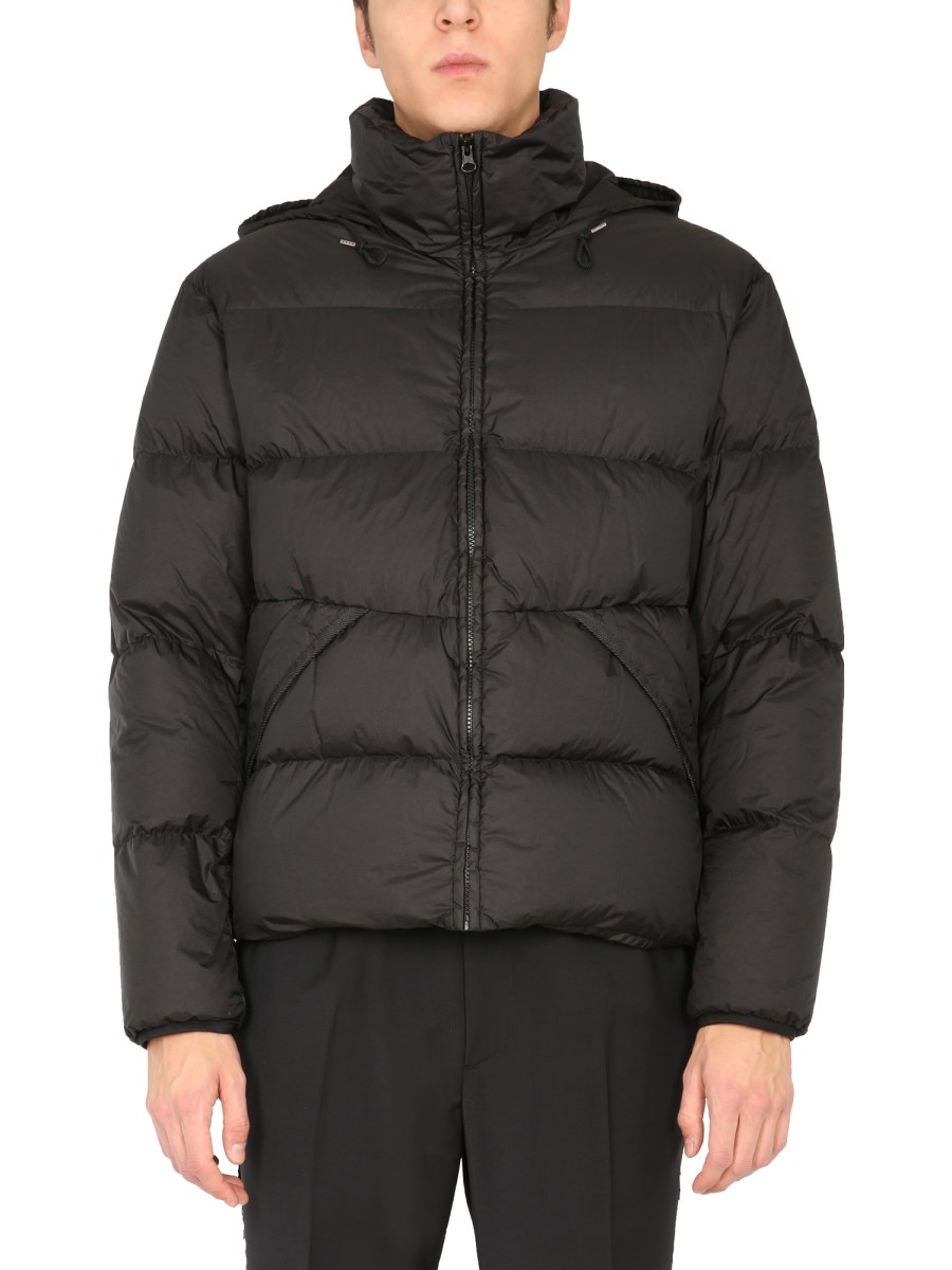 Down jacket as outlet mid layer