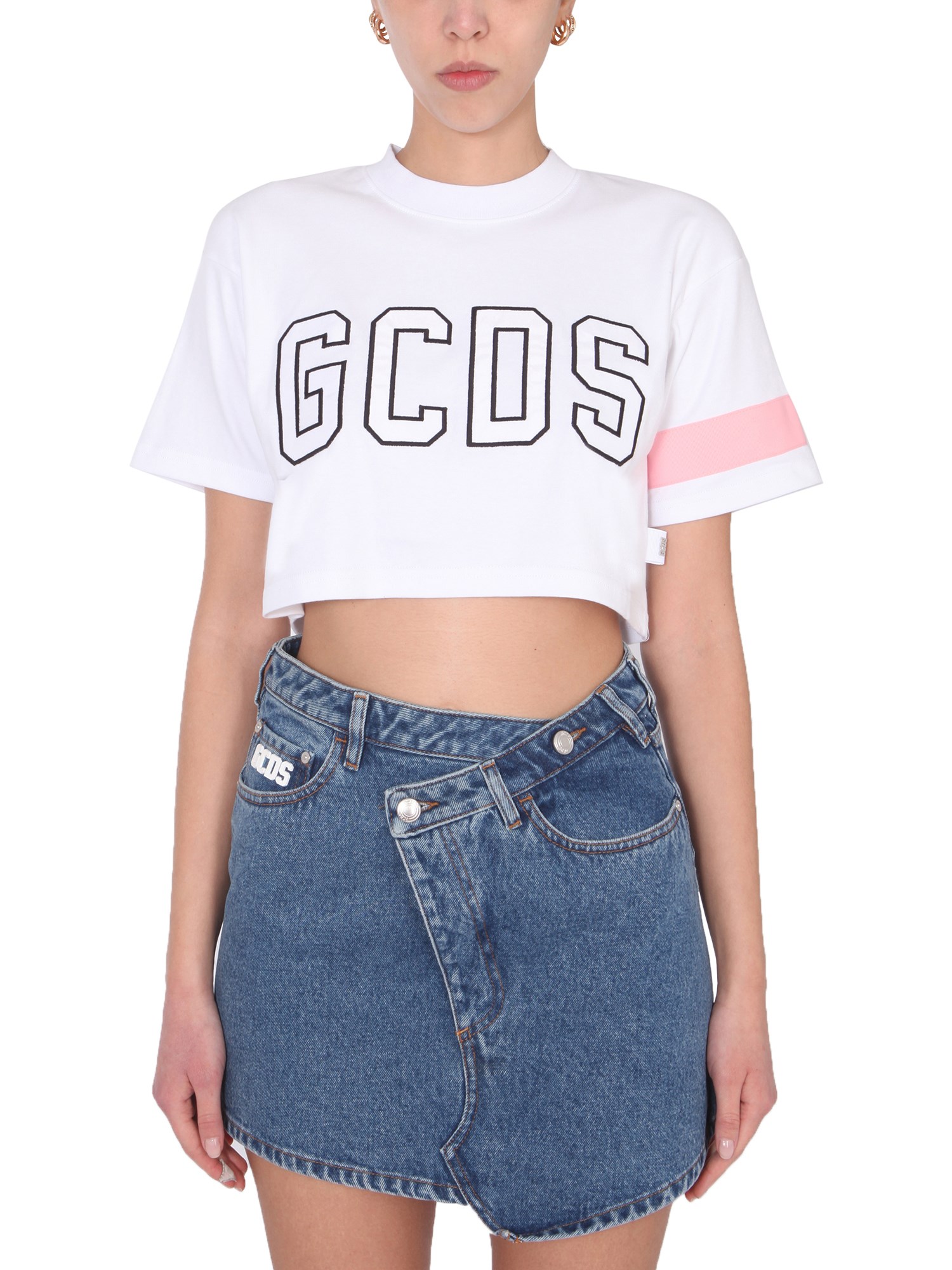 gcds cropped t-shirt