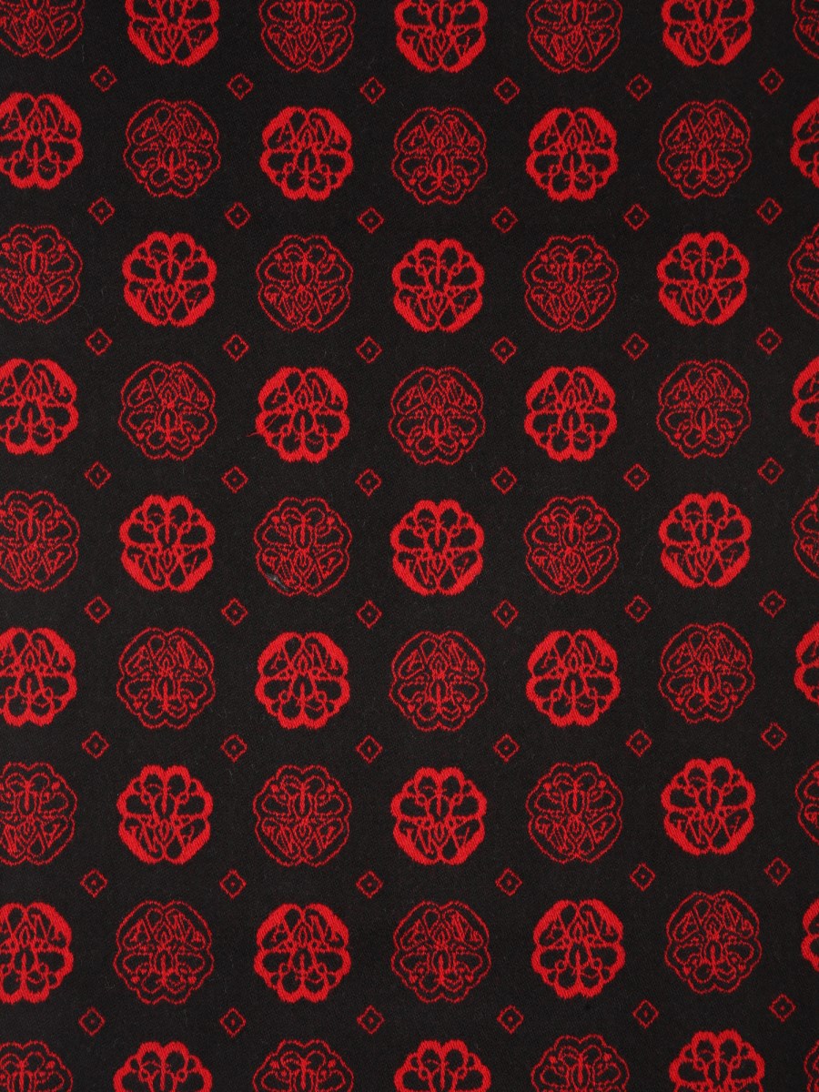 SCIARPA CON MOTIVO JACQUARD 