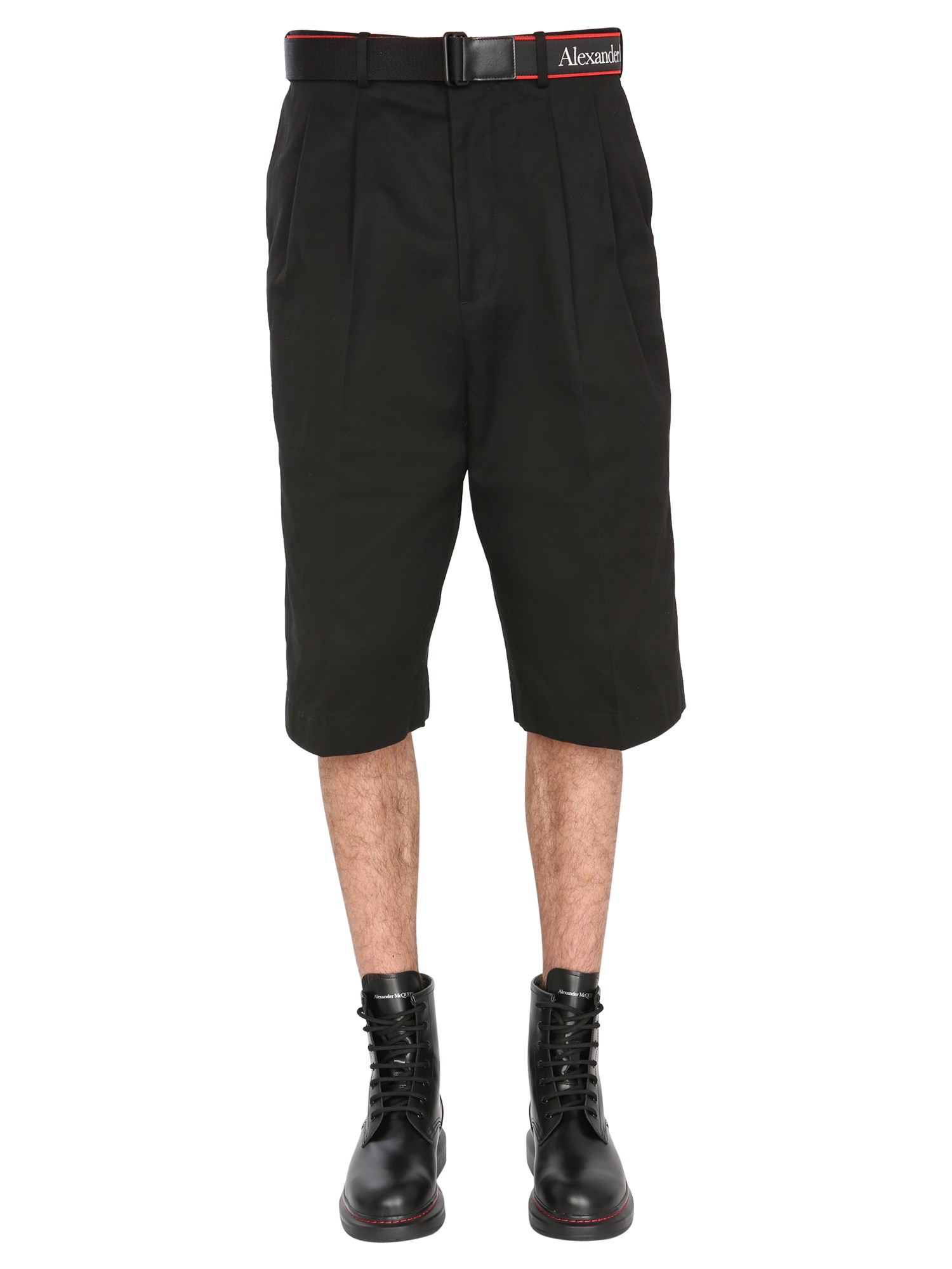 alexander mcqueen sartorialy baggy shorts