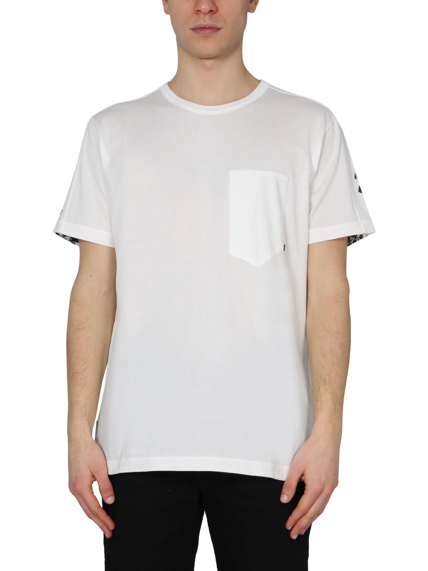 stone island shadow project printed t-shirt