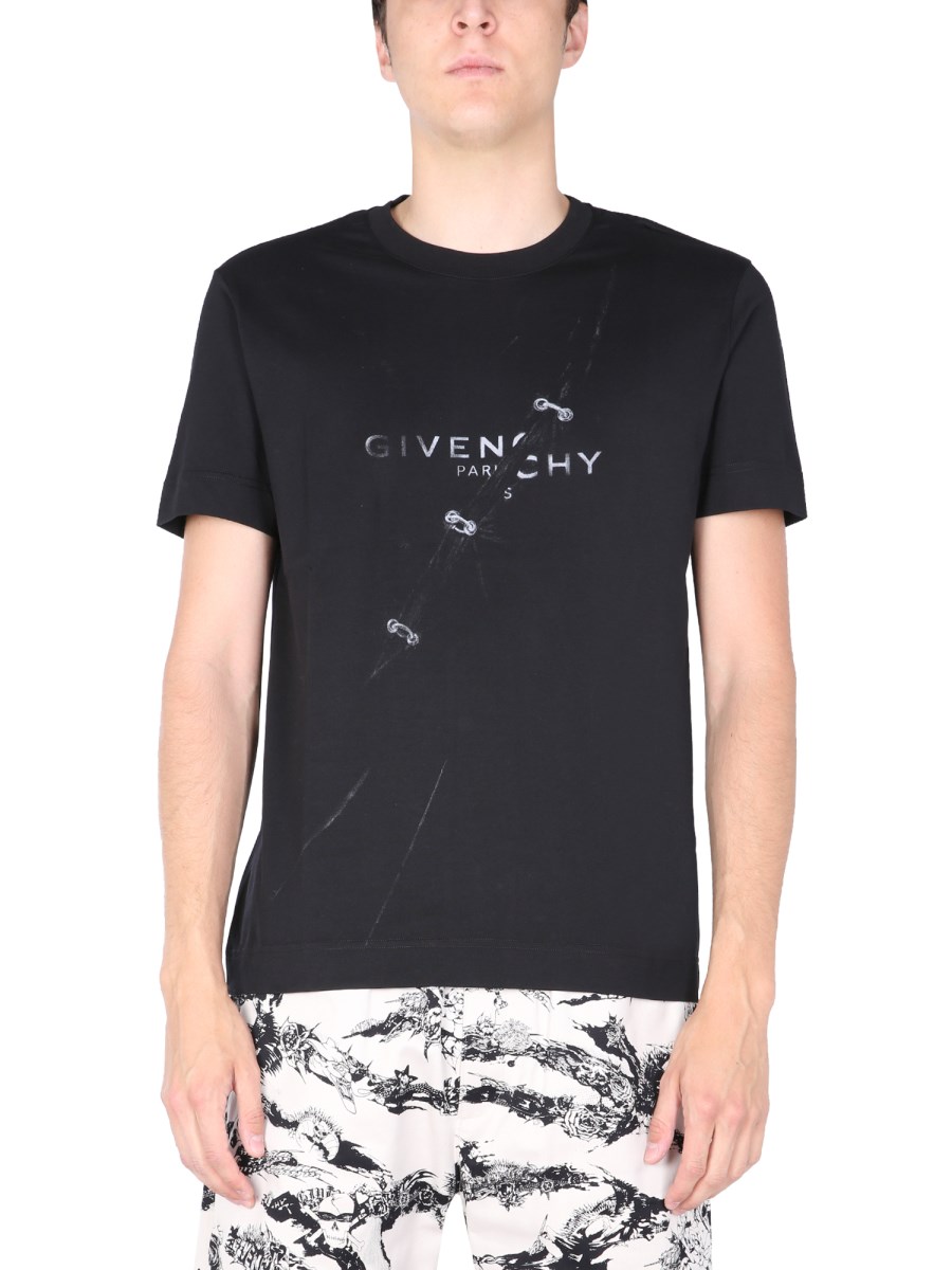 GIVENCHY - T-SHIRT WITH LOGO - Eleonora Bonucci