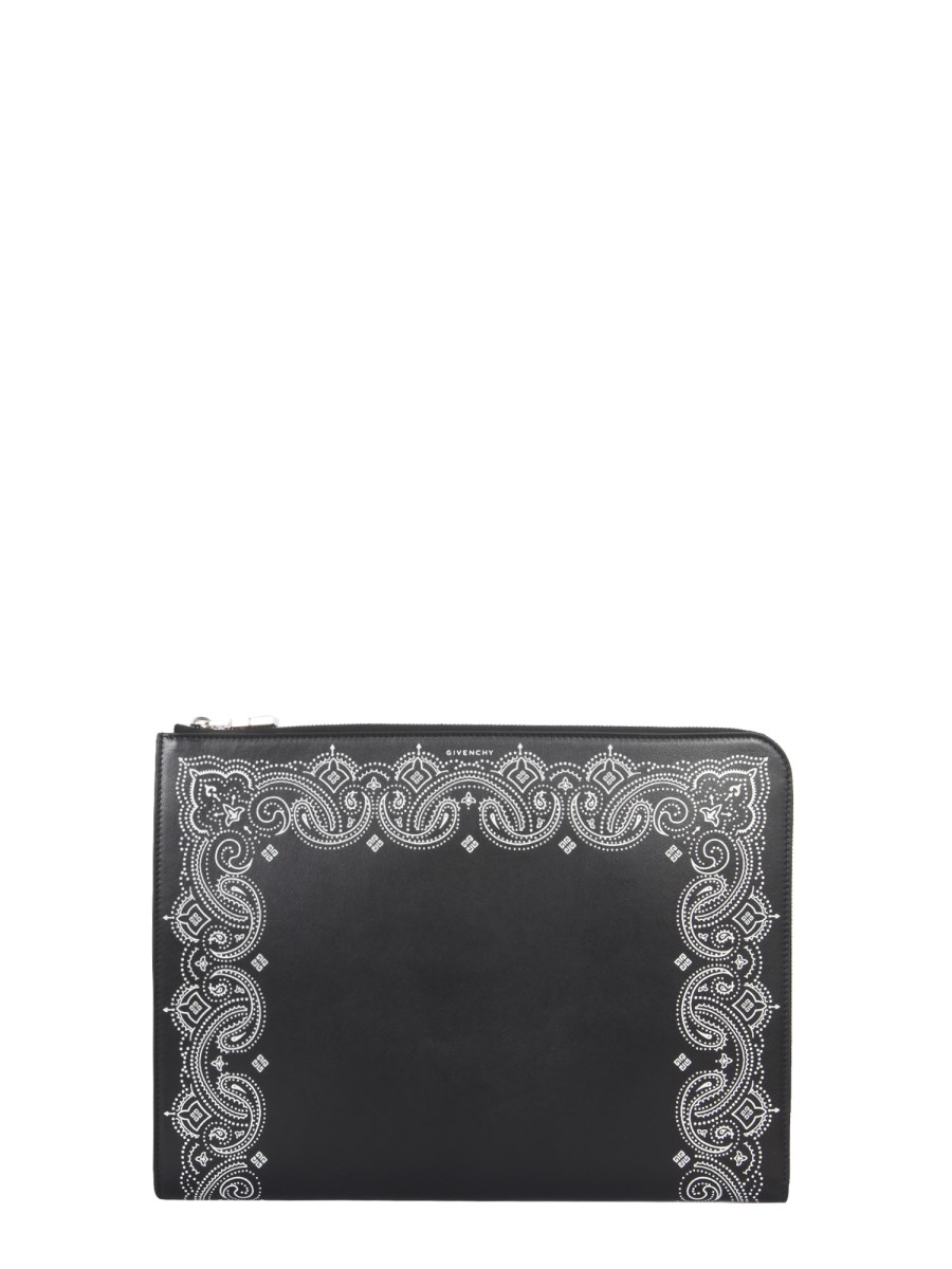 GIVENCHY POUCH IN PELLE CON STAMPA BANDANA