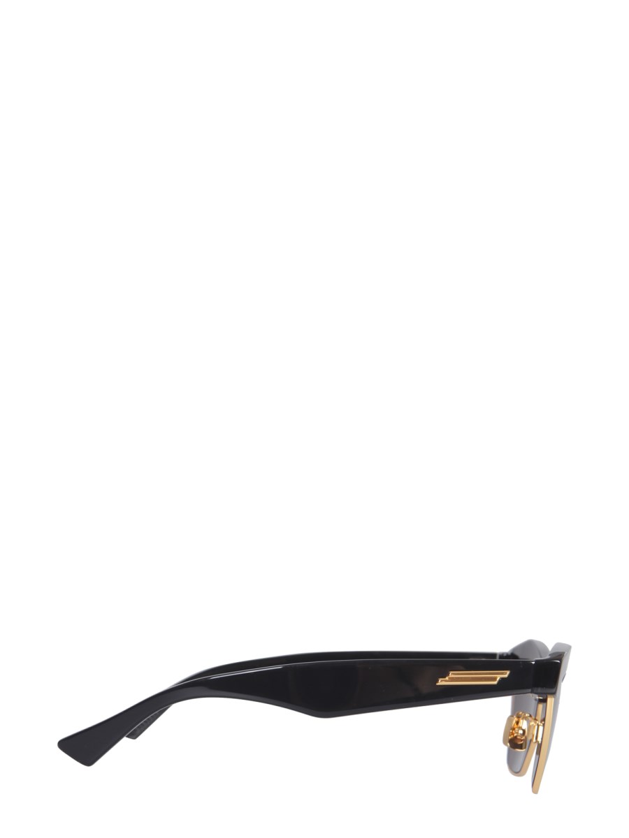【関税&送料込】Bottega Veneta Occhiali In Acetato Riciclato Bottega Veneta® Occhiali Da Sole Soft Panthos In Acetato