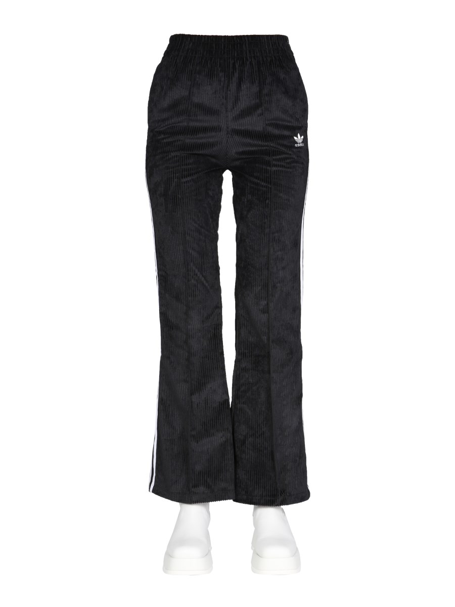 ADIDAS ORIGINALS - WIDE LEG RIBBED VELVET PANTS WITH ICONIC BAND - Eleonora  Bonucci