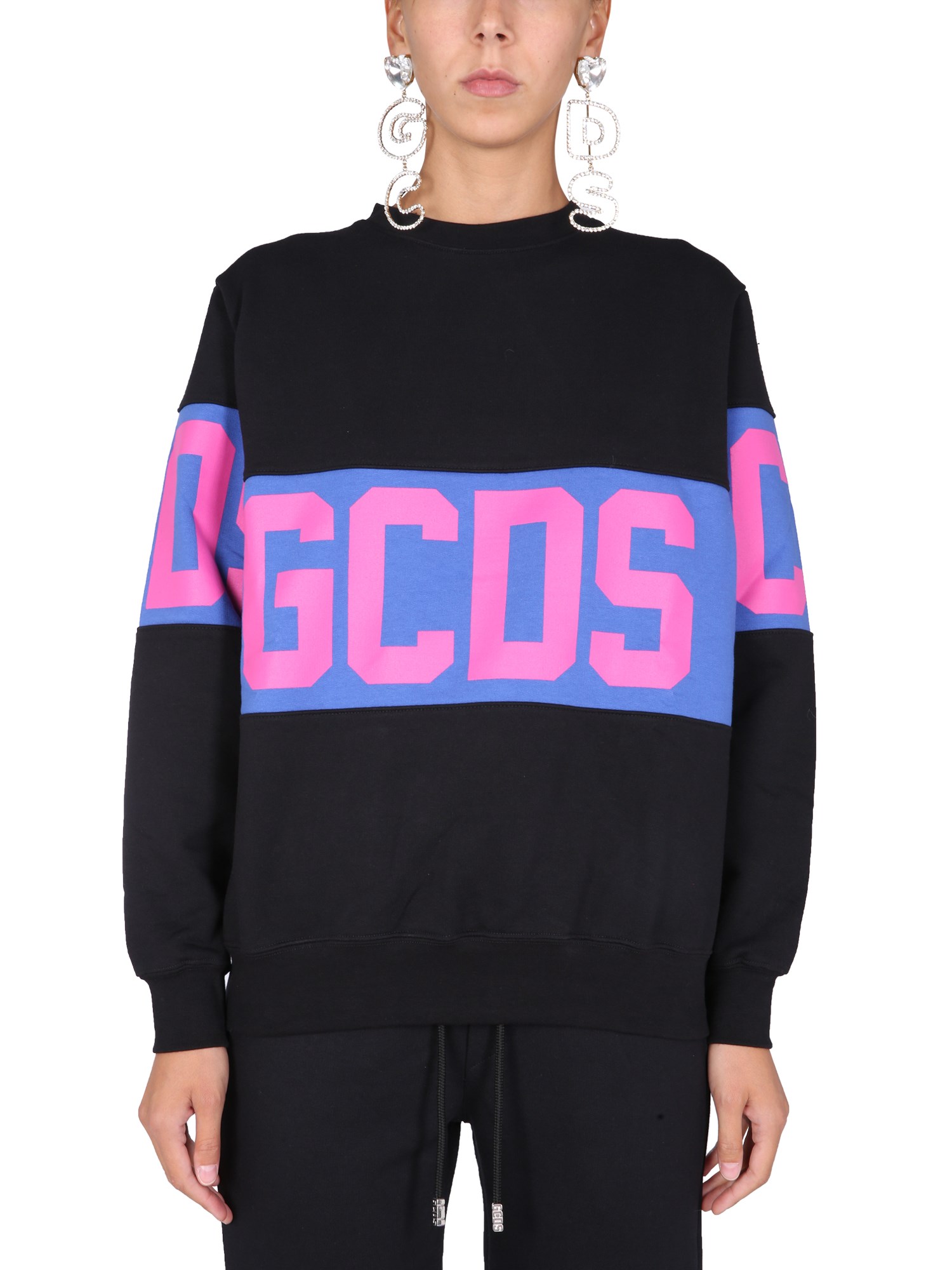 gcds crew neck sweatshirt