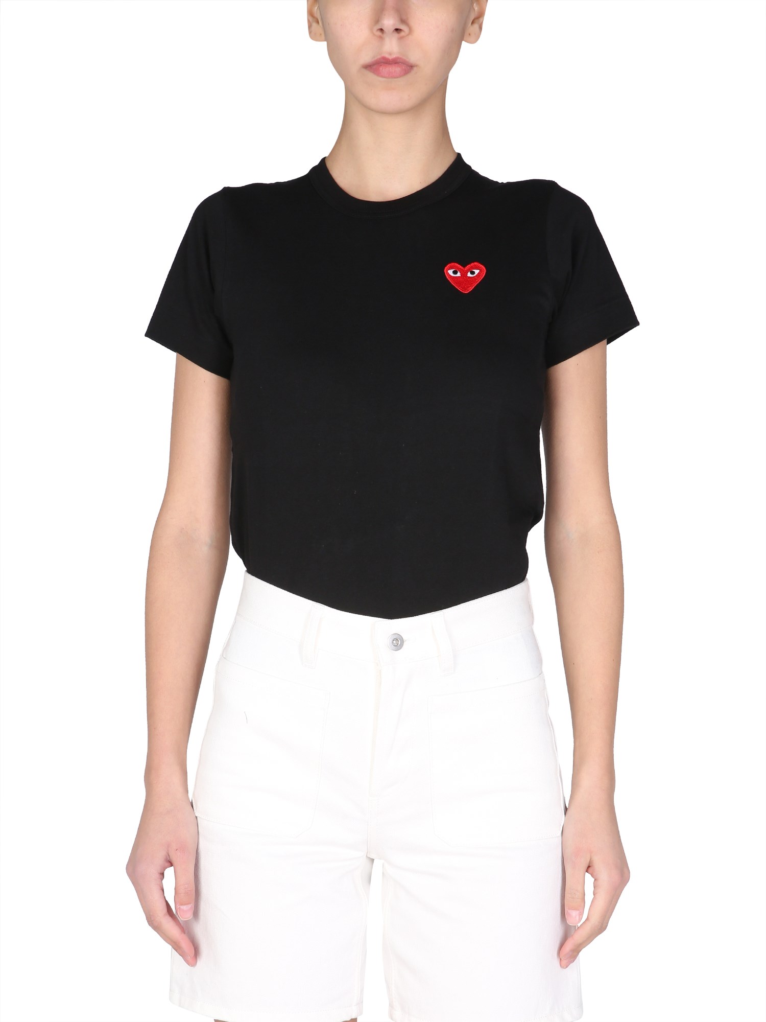 comme des garcons play t-shirt con patch logo