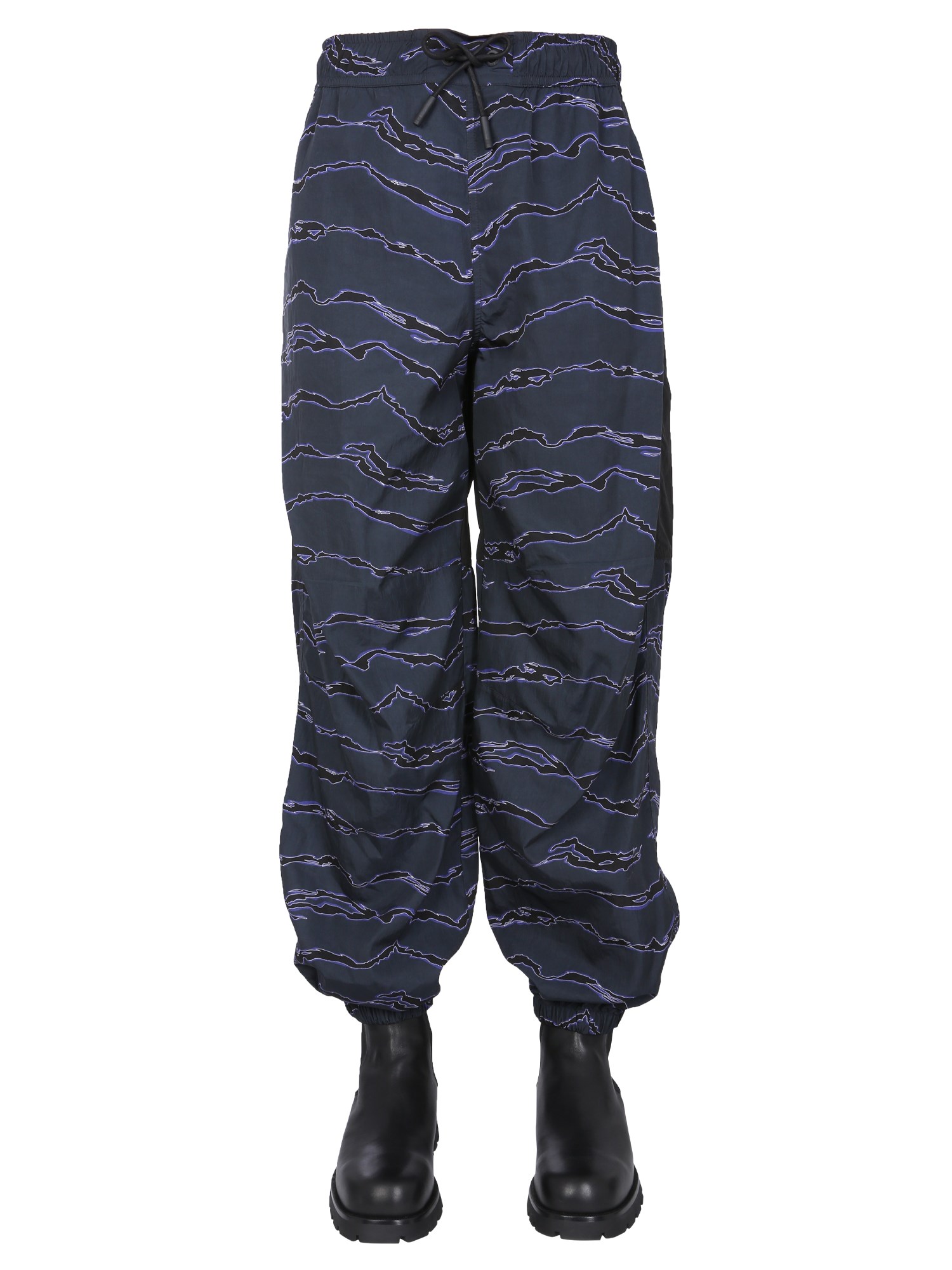 marcelo burlon county of milan jogging pants with camou print