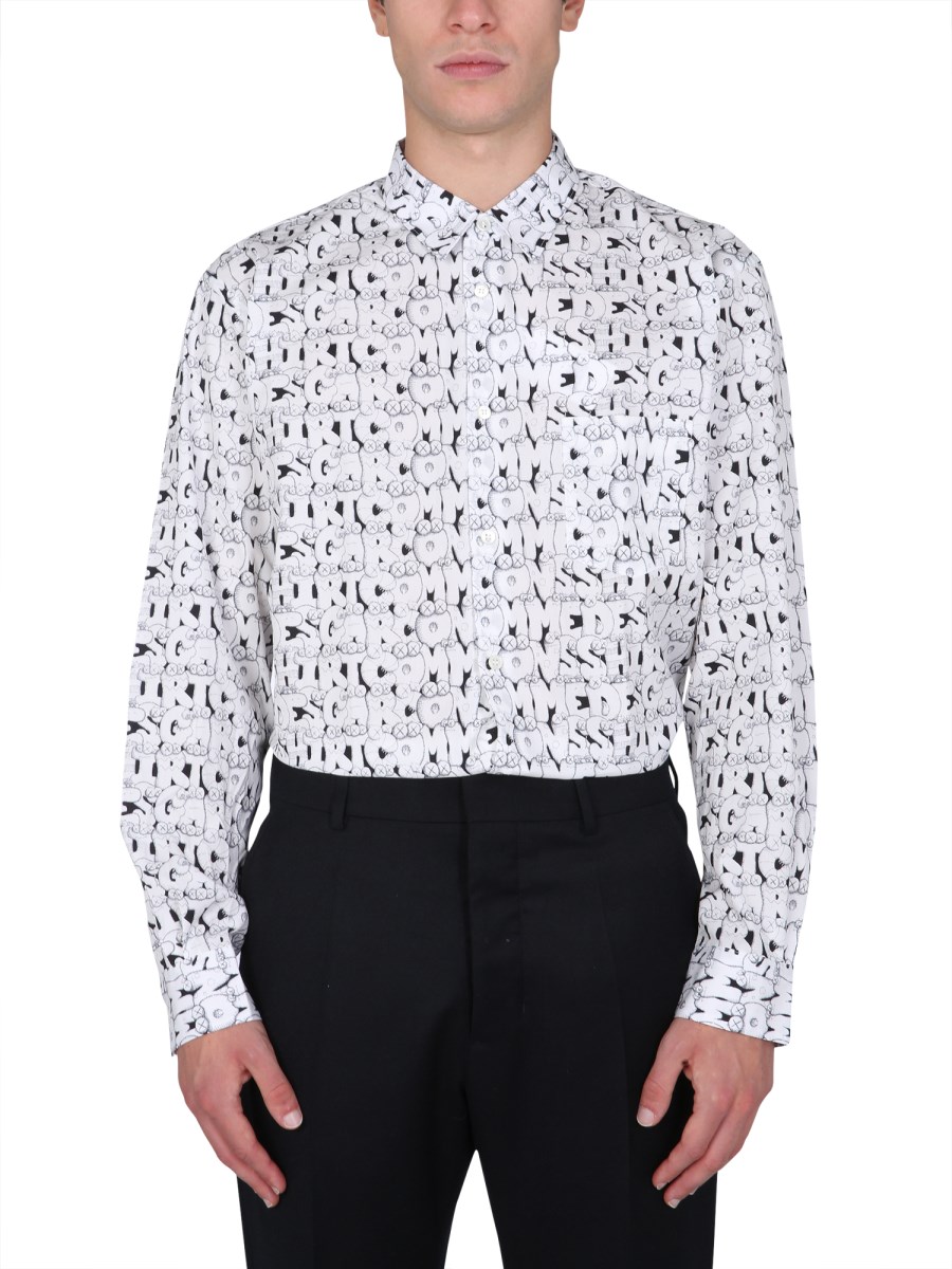 COMME DES GARCONS SHIRT CAMICIA IN POPELONE DI COTONE CON STAMPA X KAWS