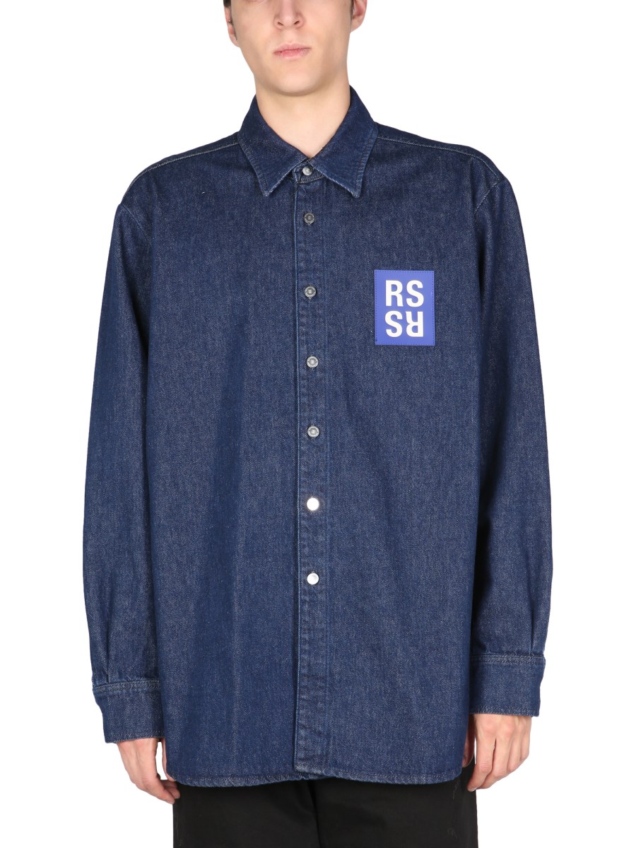 Raf simons logo hot sale patch denim shirt