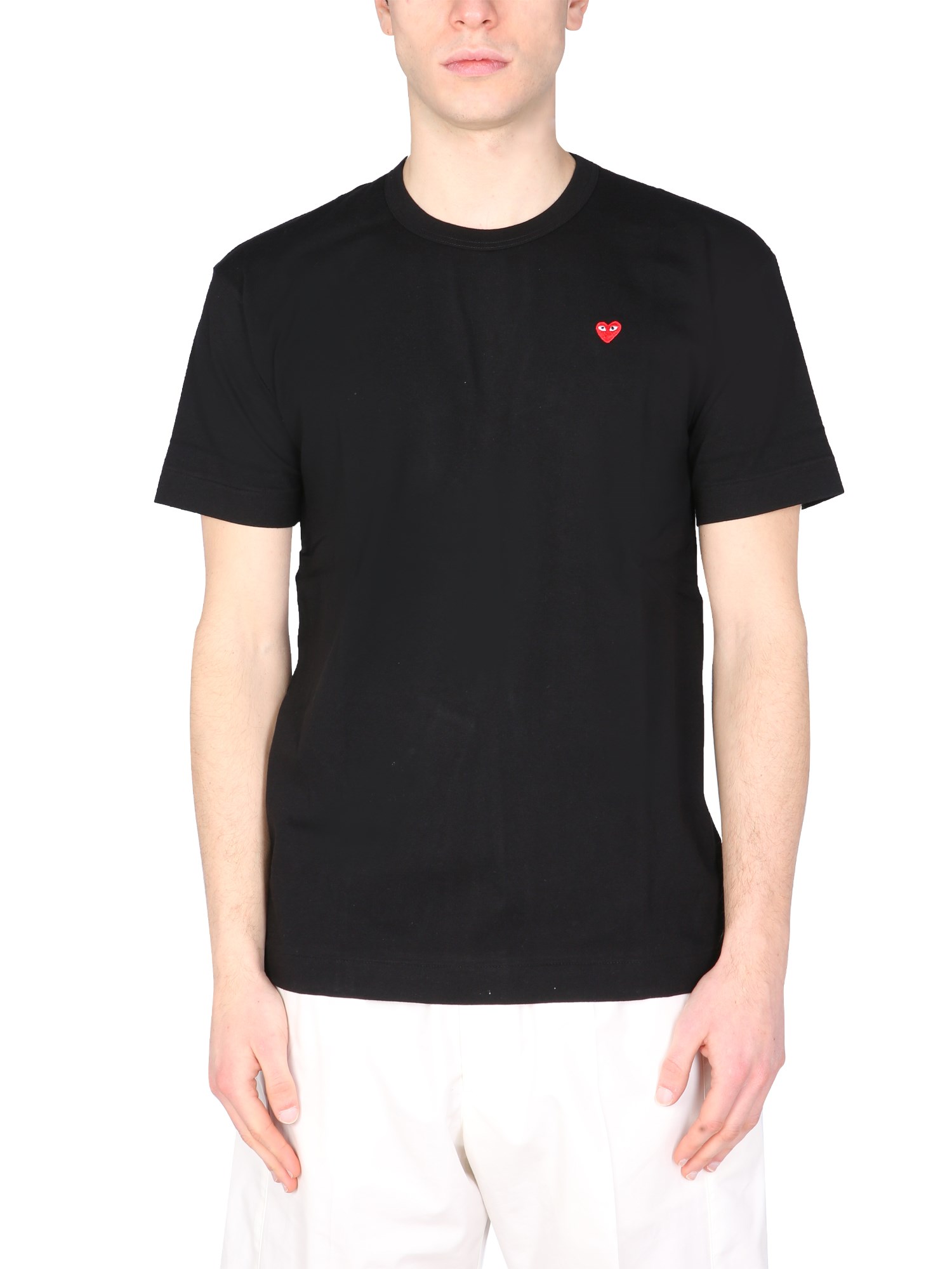 comme des garcons play t-shirt con patch logo