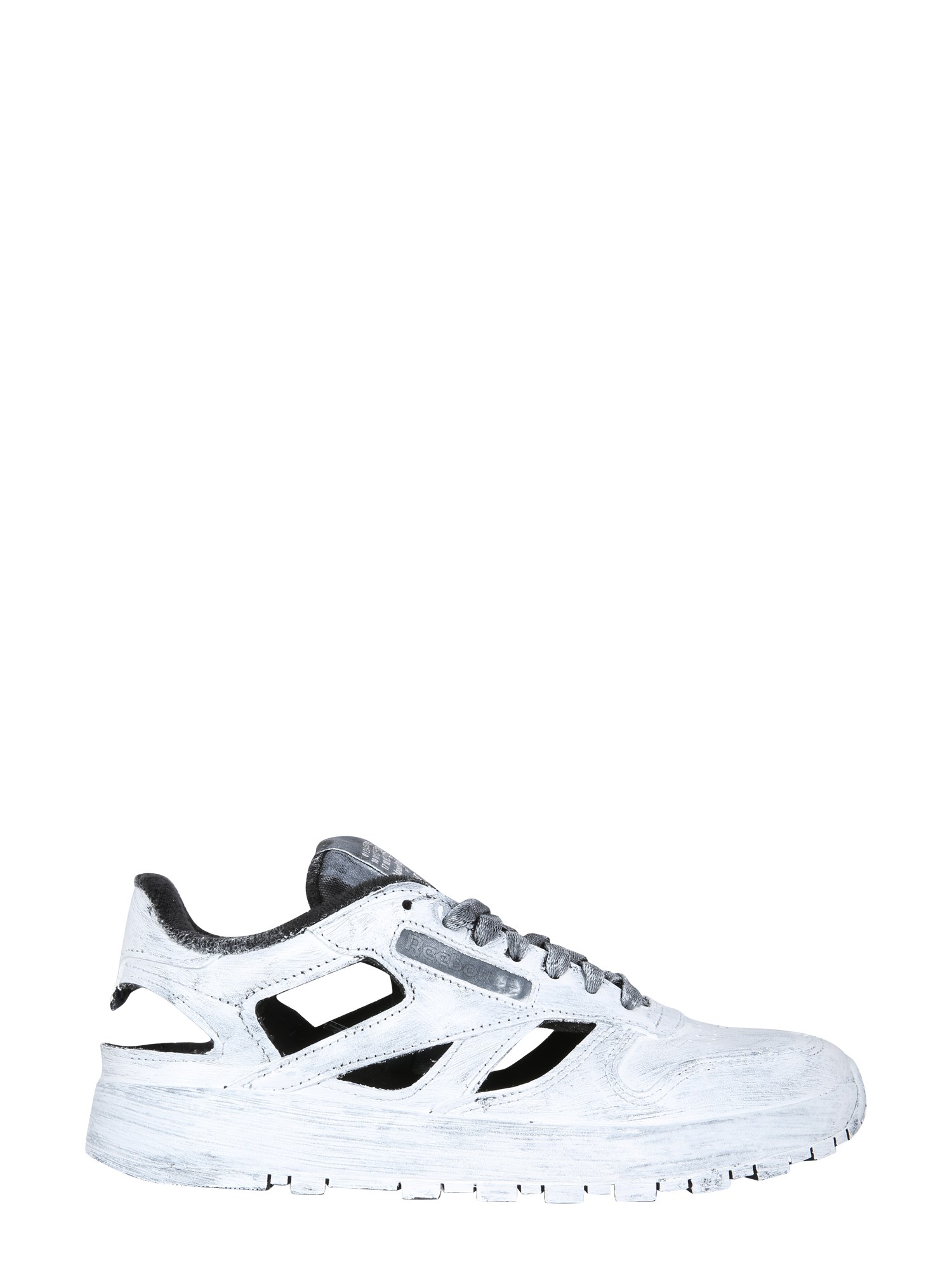 maison margiela x reebok sneaker tabi in pelle