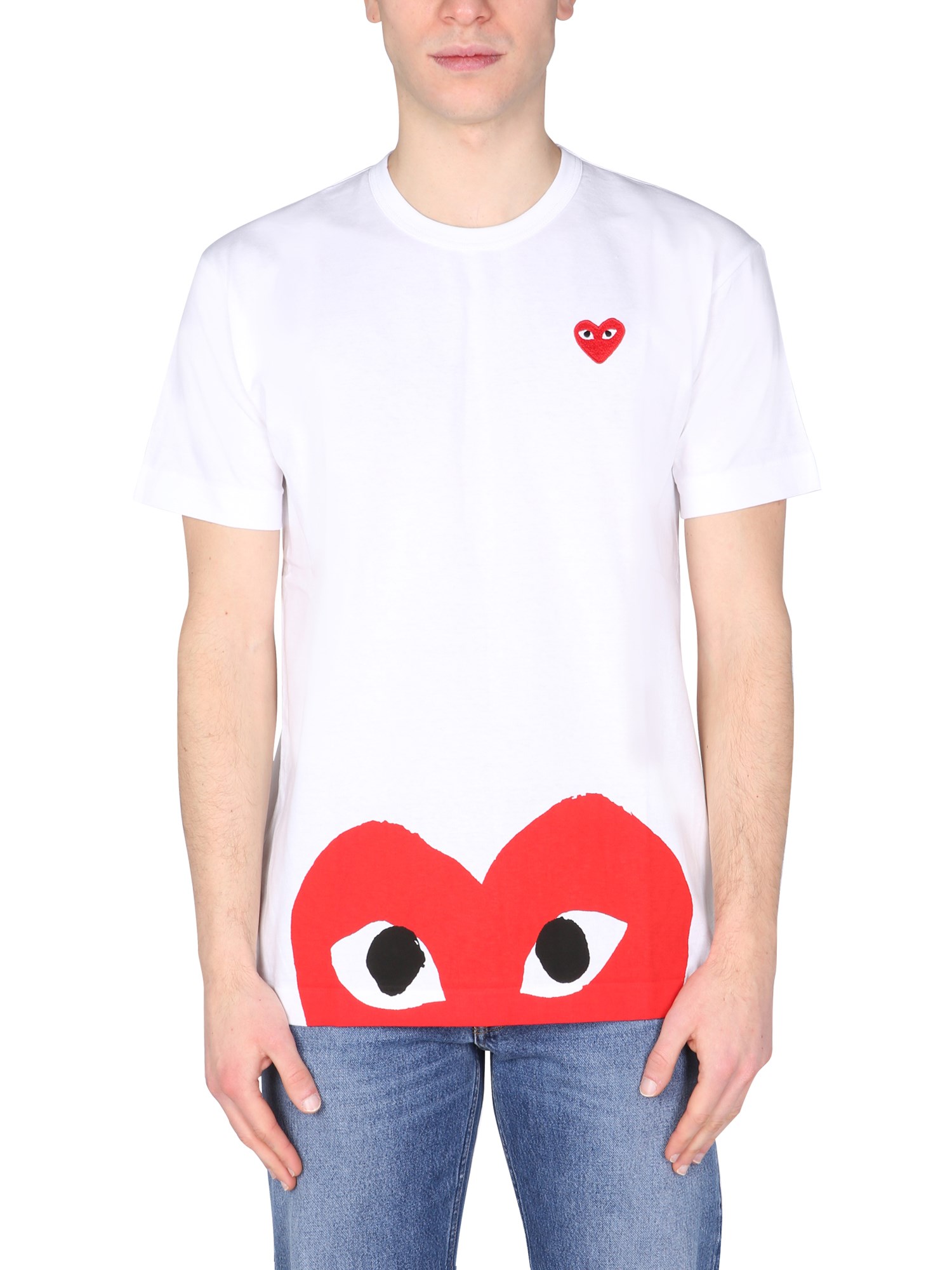 comme des garcons play t-shirt con patch logo