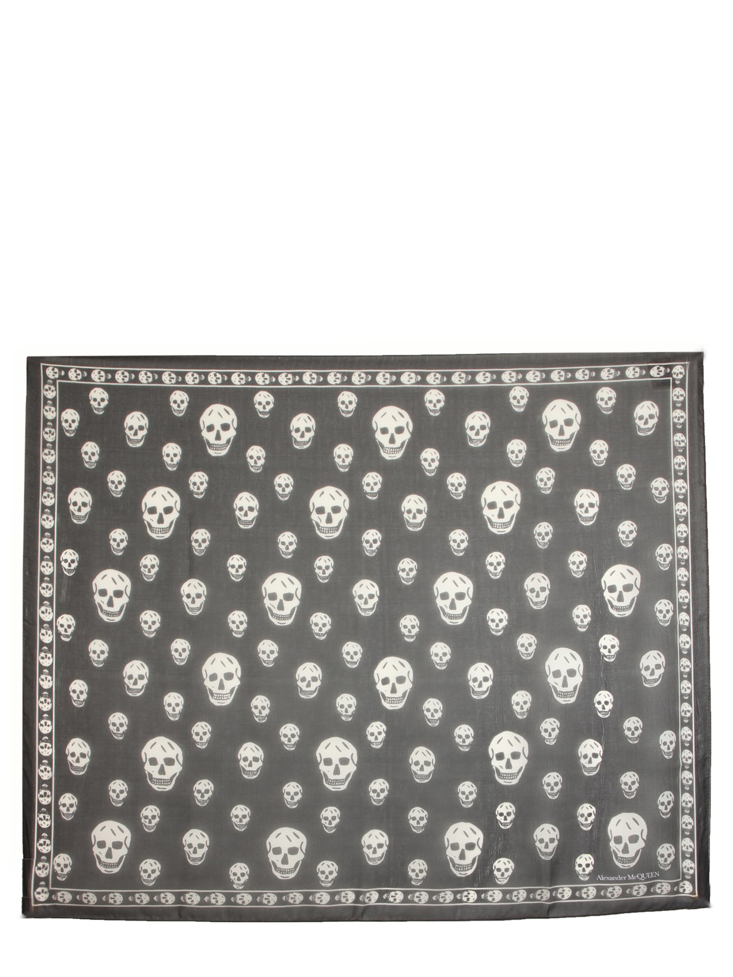 alexander mcqueen classic skull scarf