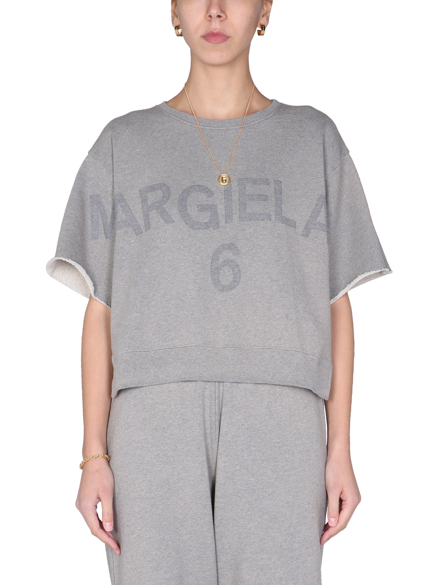 mm6 maison margiela cropped t-shirt with logo print