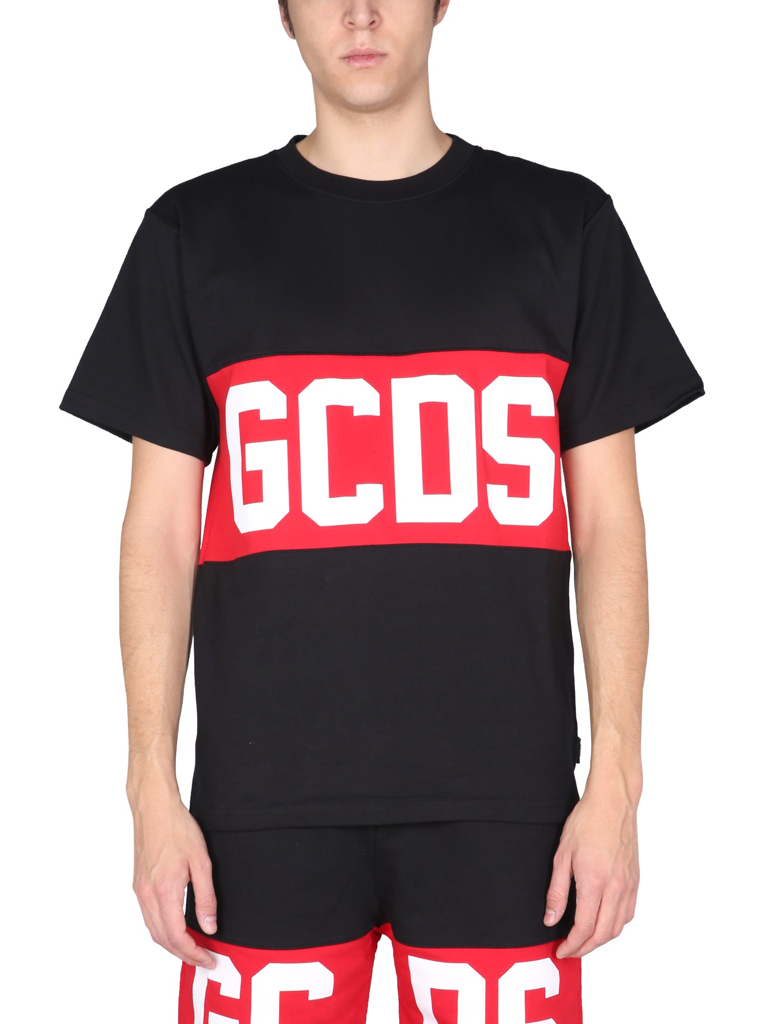 gcds t-shirt with logo band