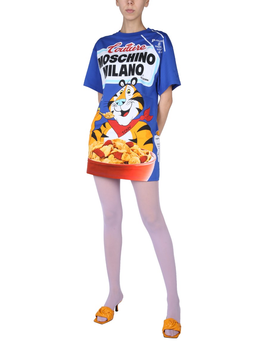 【関税&送料込】Moschino Buttoned Dress MOSCHINO - BUDWEISER PRINTED BUSTIER DRESS - Eleonora Bonucci