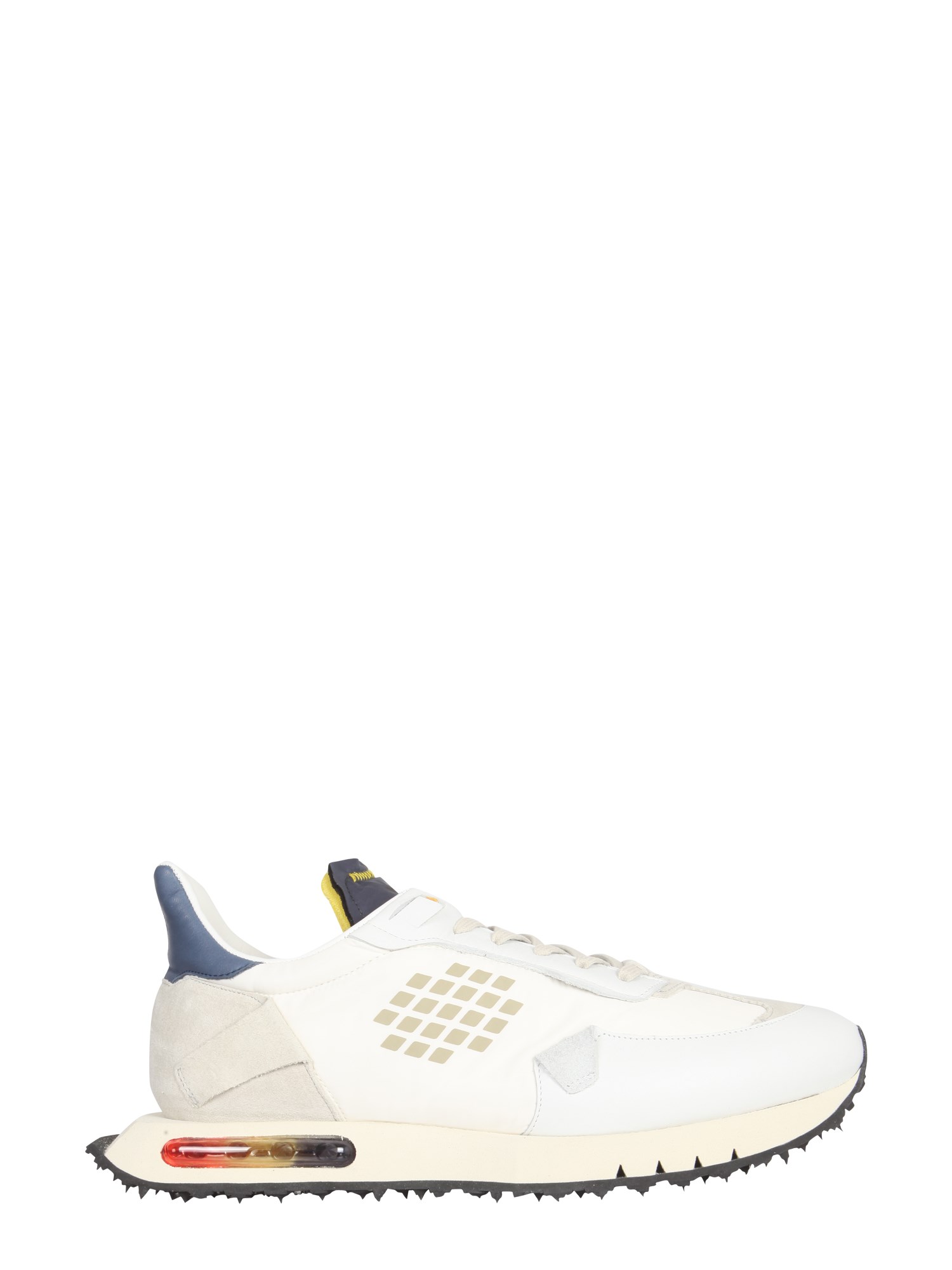 Bepositive Space Run Sneakers In White