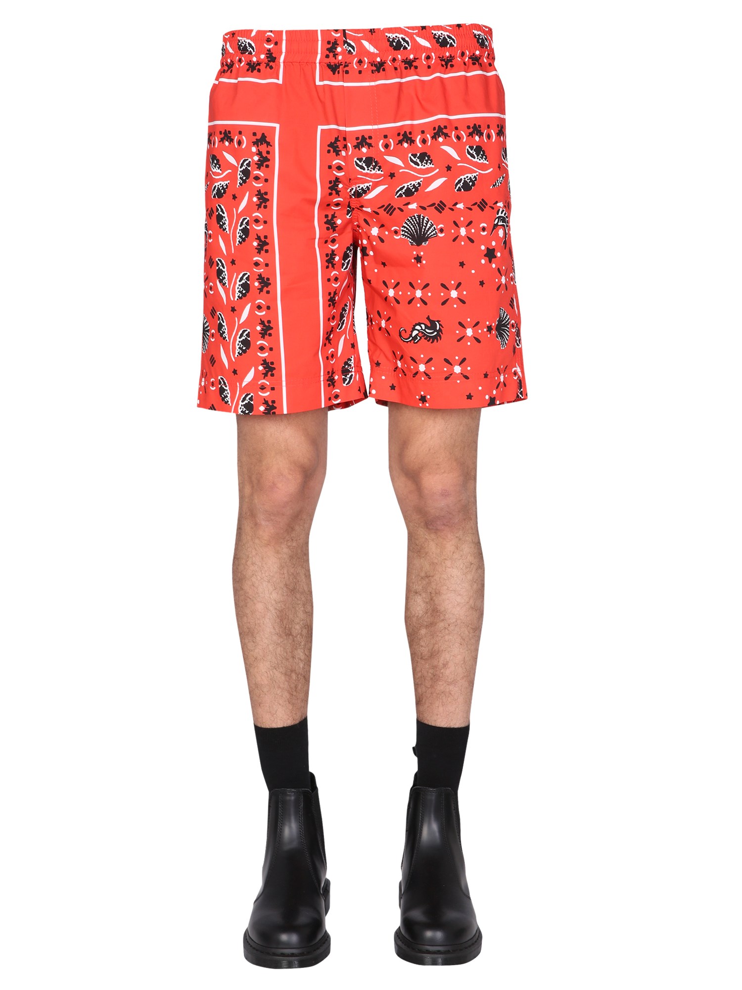 msgm bermuda con motivo paisley