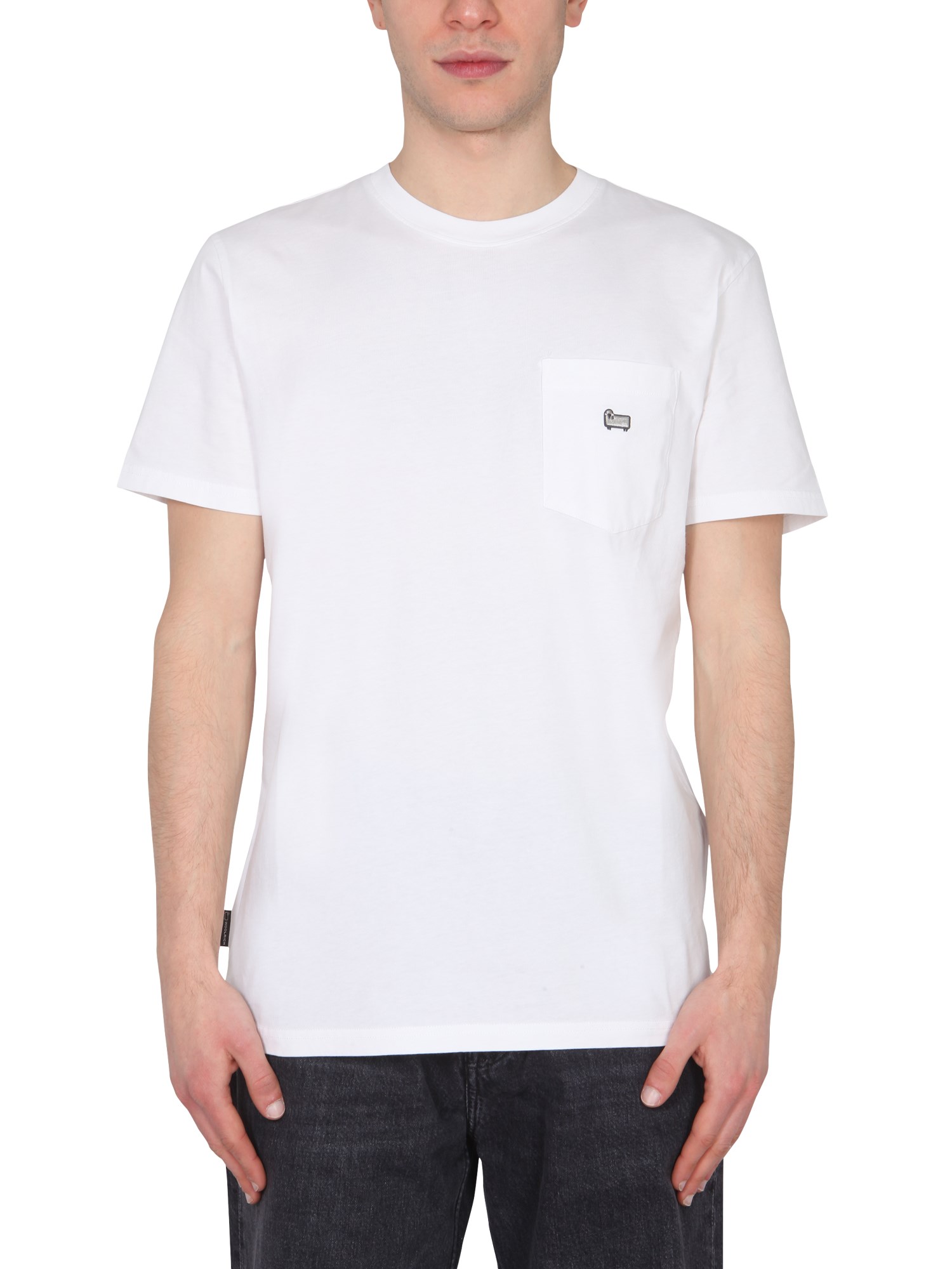 woolrich t-shirt with embroidered logo