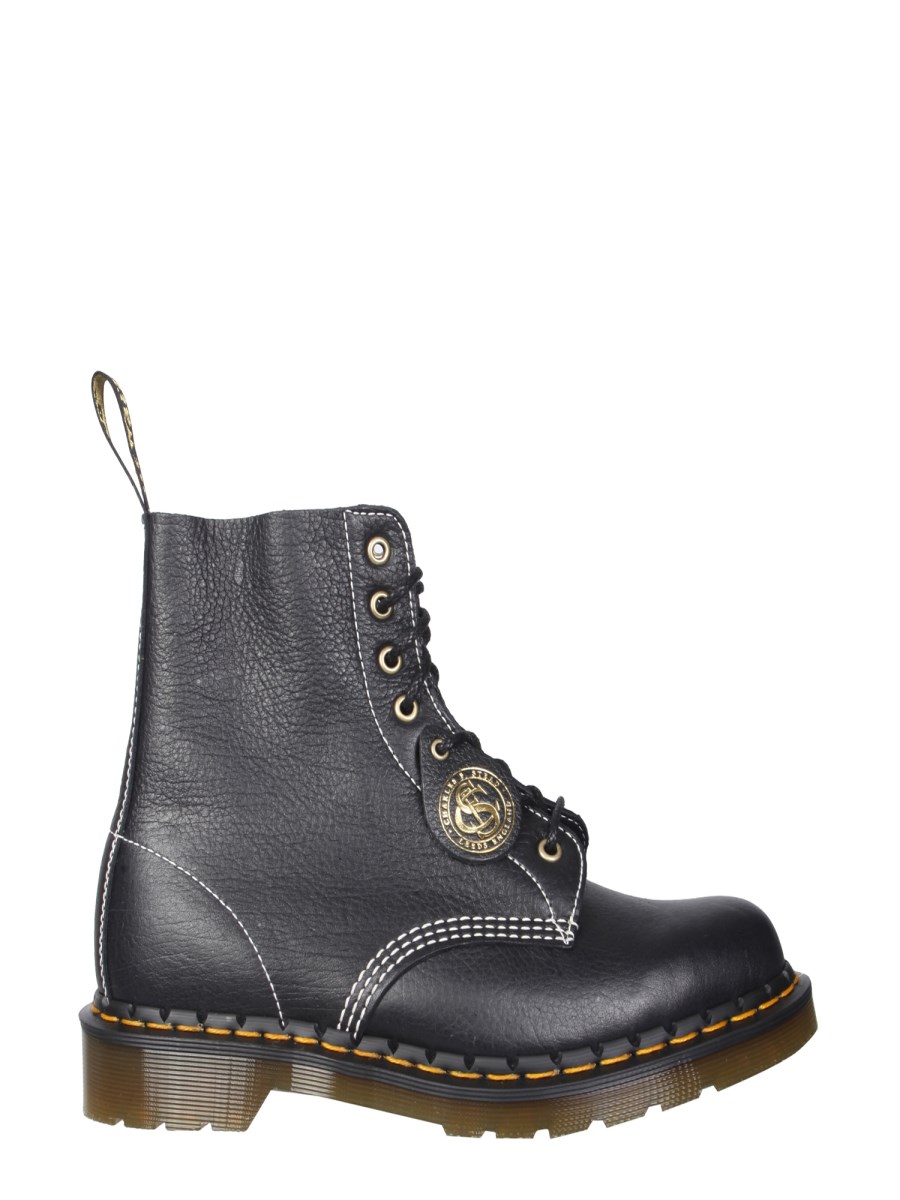 Doc martens 146 hot sale pascal front zip