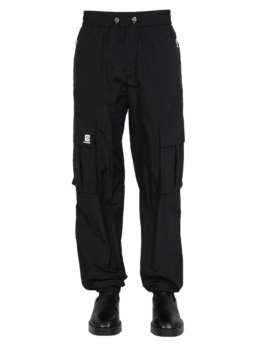 BALMAIN PANTALONE CARGO IN NYLON CON LOGO