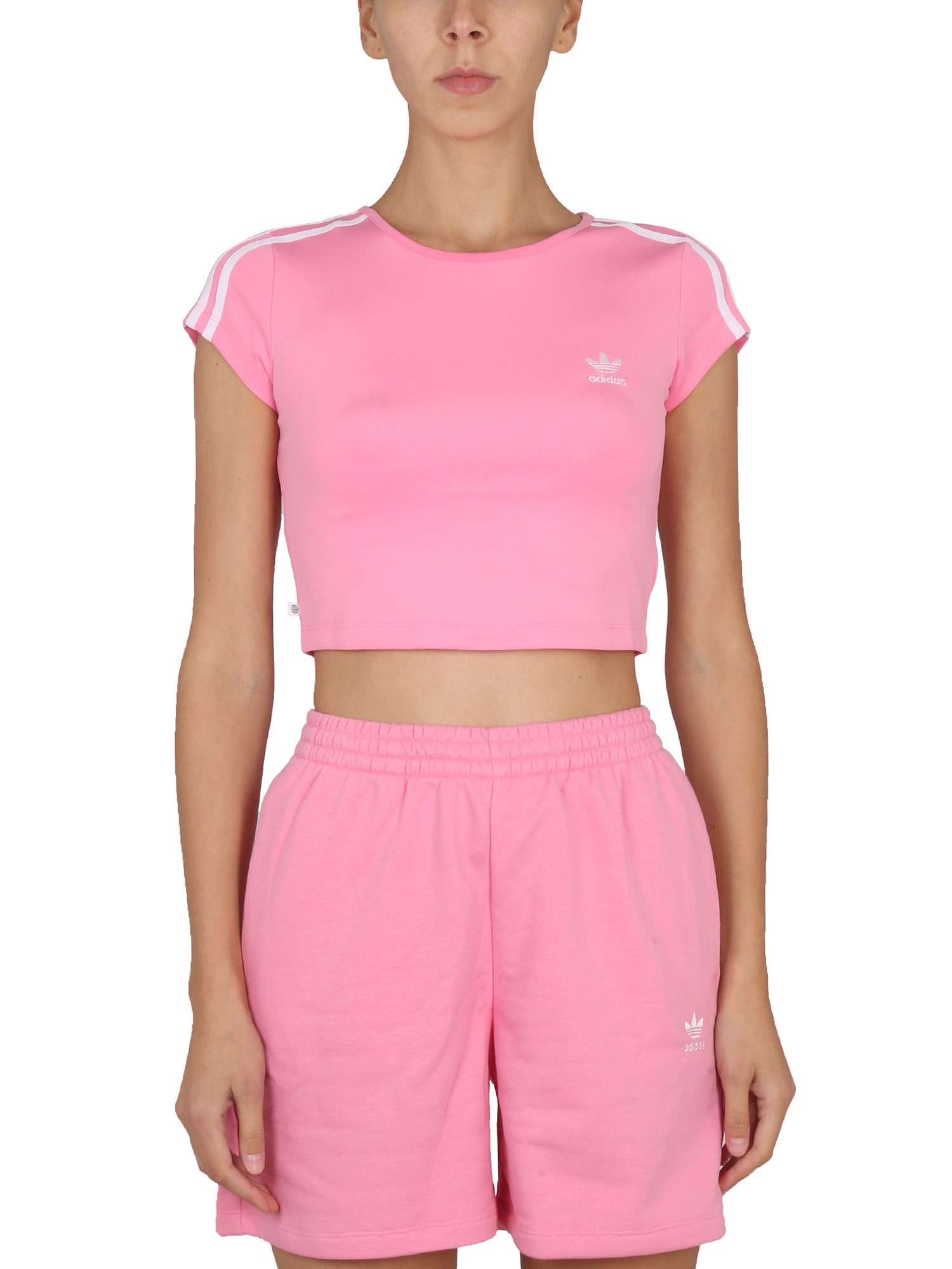 Adidas Originals 短款t恤 In Pink