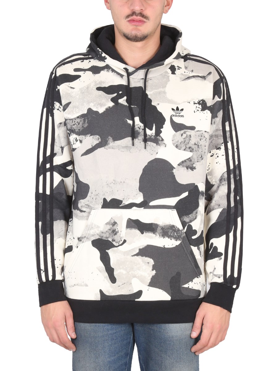 Adidas originals hotsell camouflage hoodie