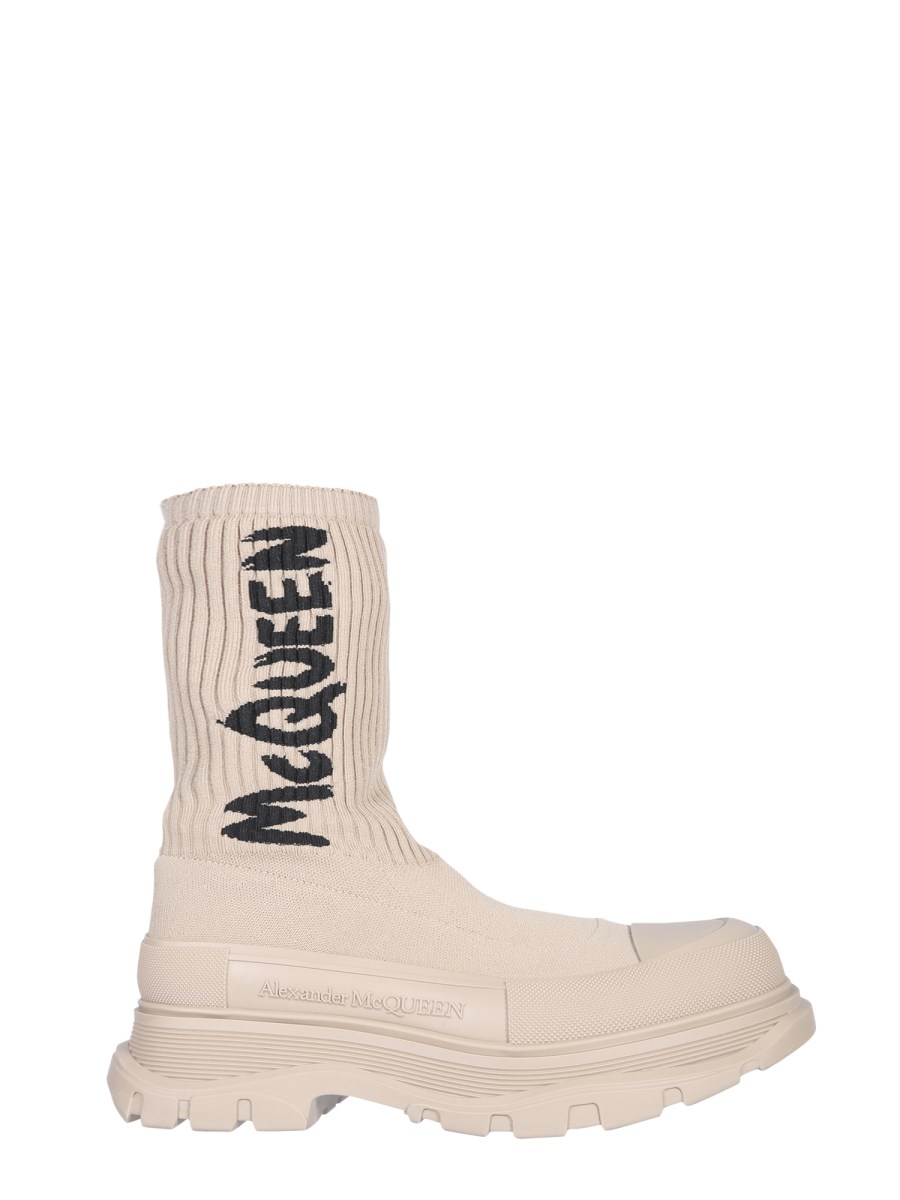 ALEXANDER McQUEEN - RIBBED KNIT TREAD SLICK BOOT - Eleonora Bonucci