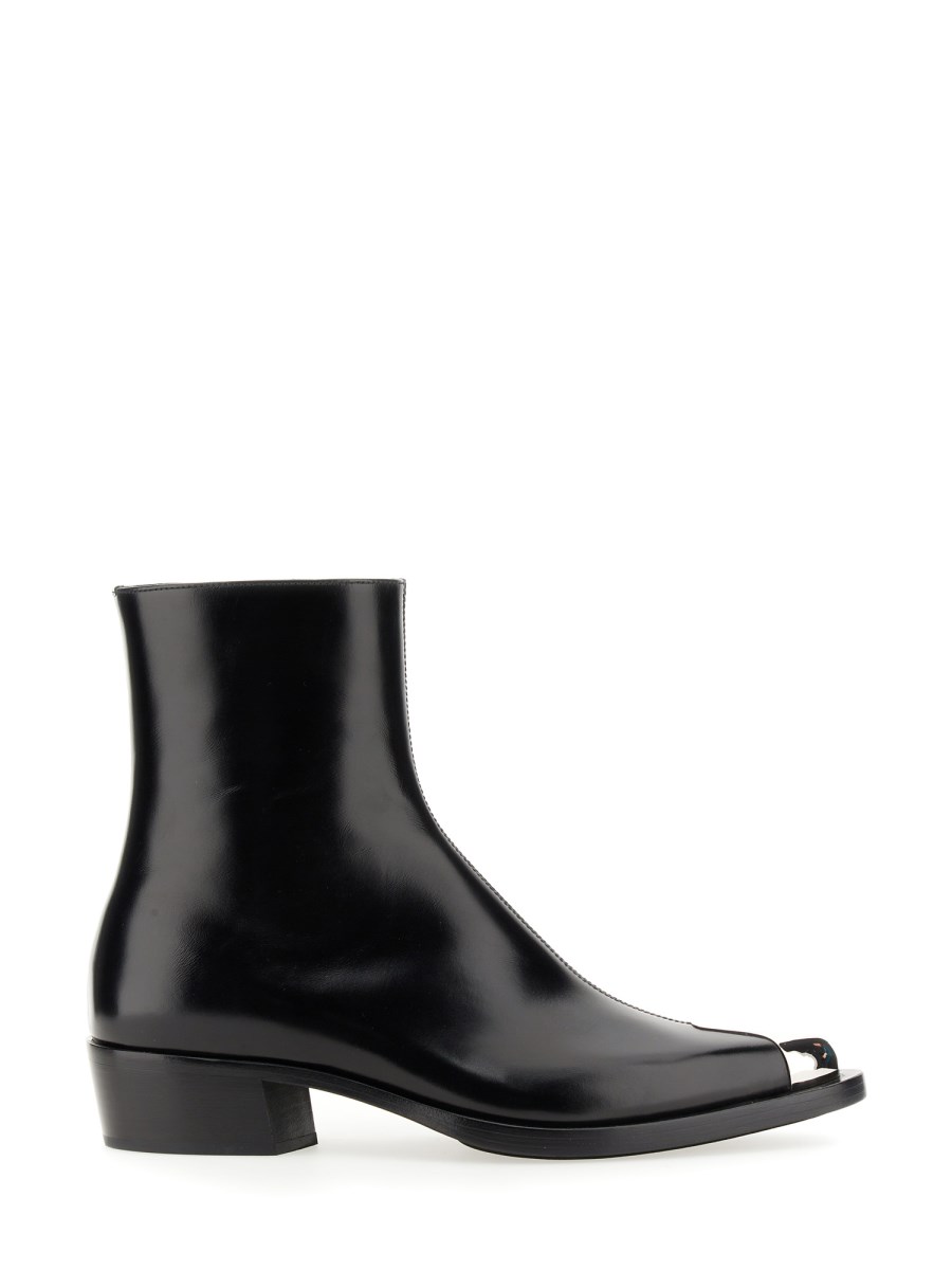 ALEXANDER McQUEEN LEATHER PUNK BOOT Eleonora Bonucci