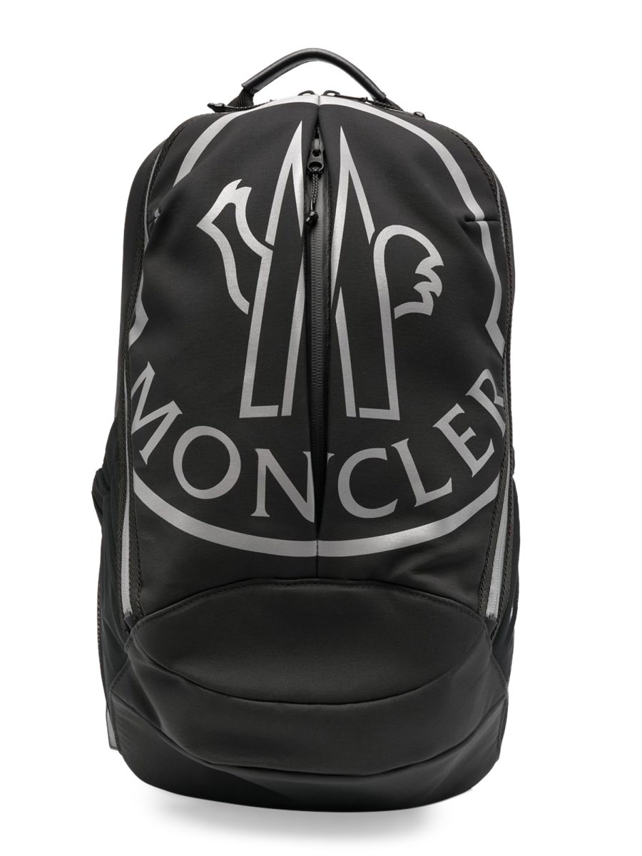 MONCLER - CUT BACKPACK IN TECHNICAL FABRIC - Eleonora Bonucci