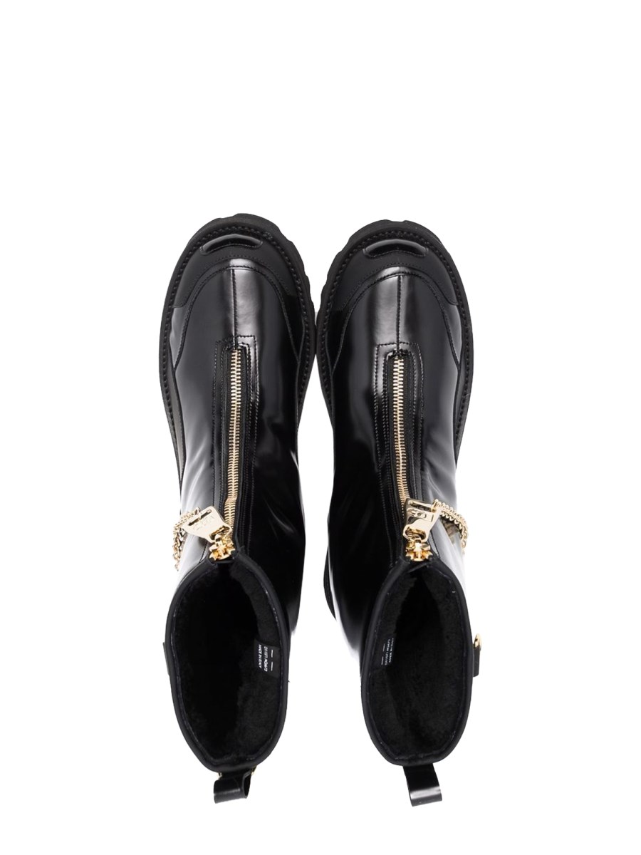 STIVALETTO