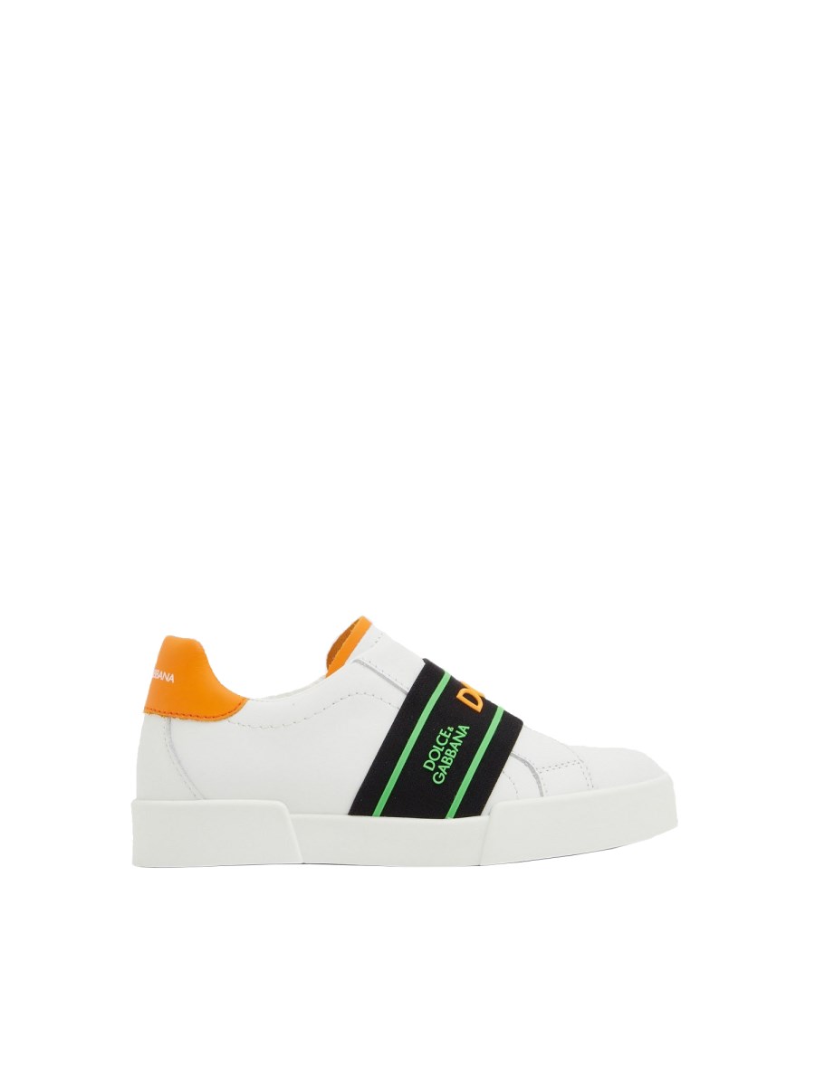 SNEAKER