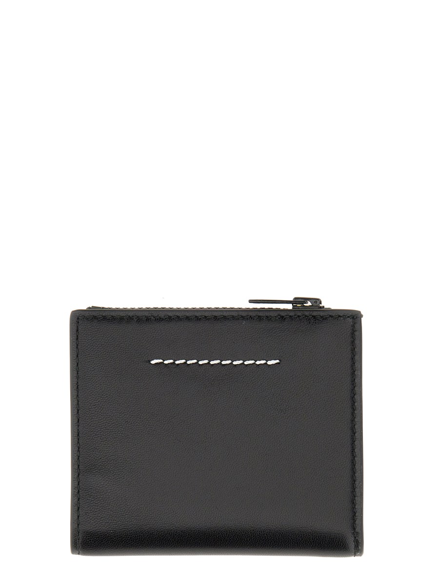 MM6 MAISON MARGIELA - BIFOLD LEATHER WALLET - Eleonora Bonucci MM6 MAISON MARGIELA - BIFOLD LEATHER WALLET - Eleonora Bonucci