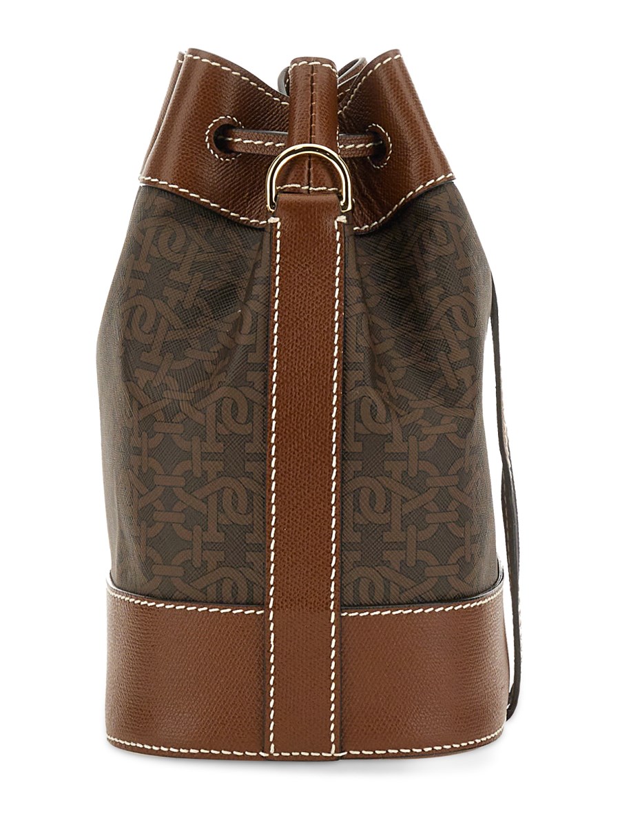 BALLY - 