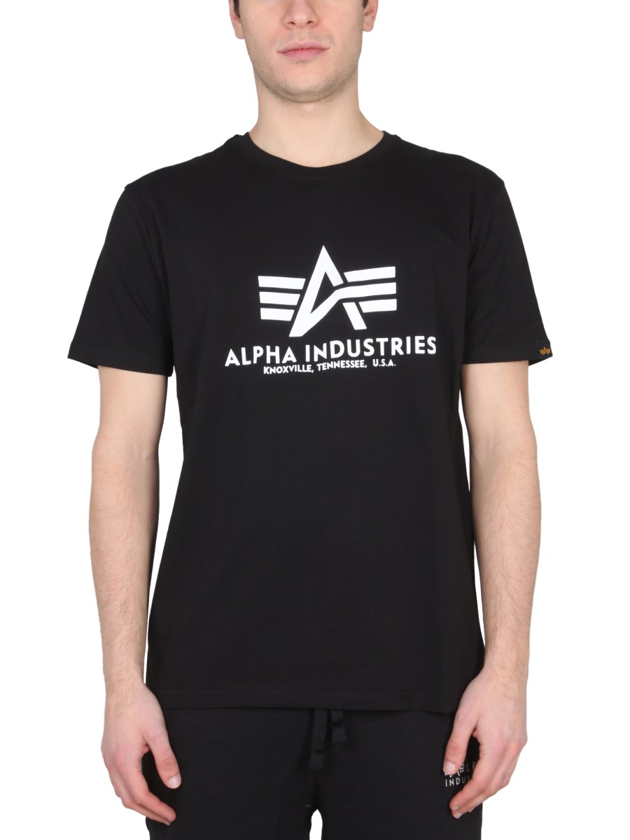 T-SHIRT CON LOGO